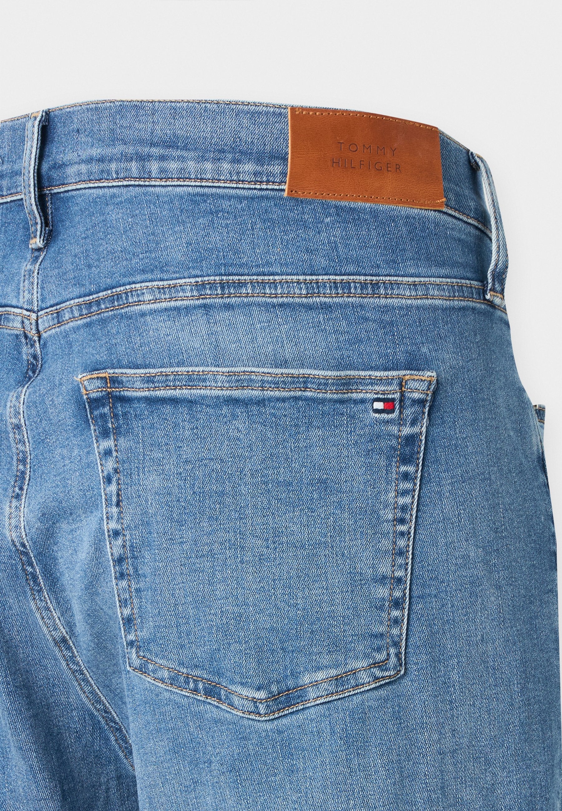 FLARE - Flared Jeans - finn