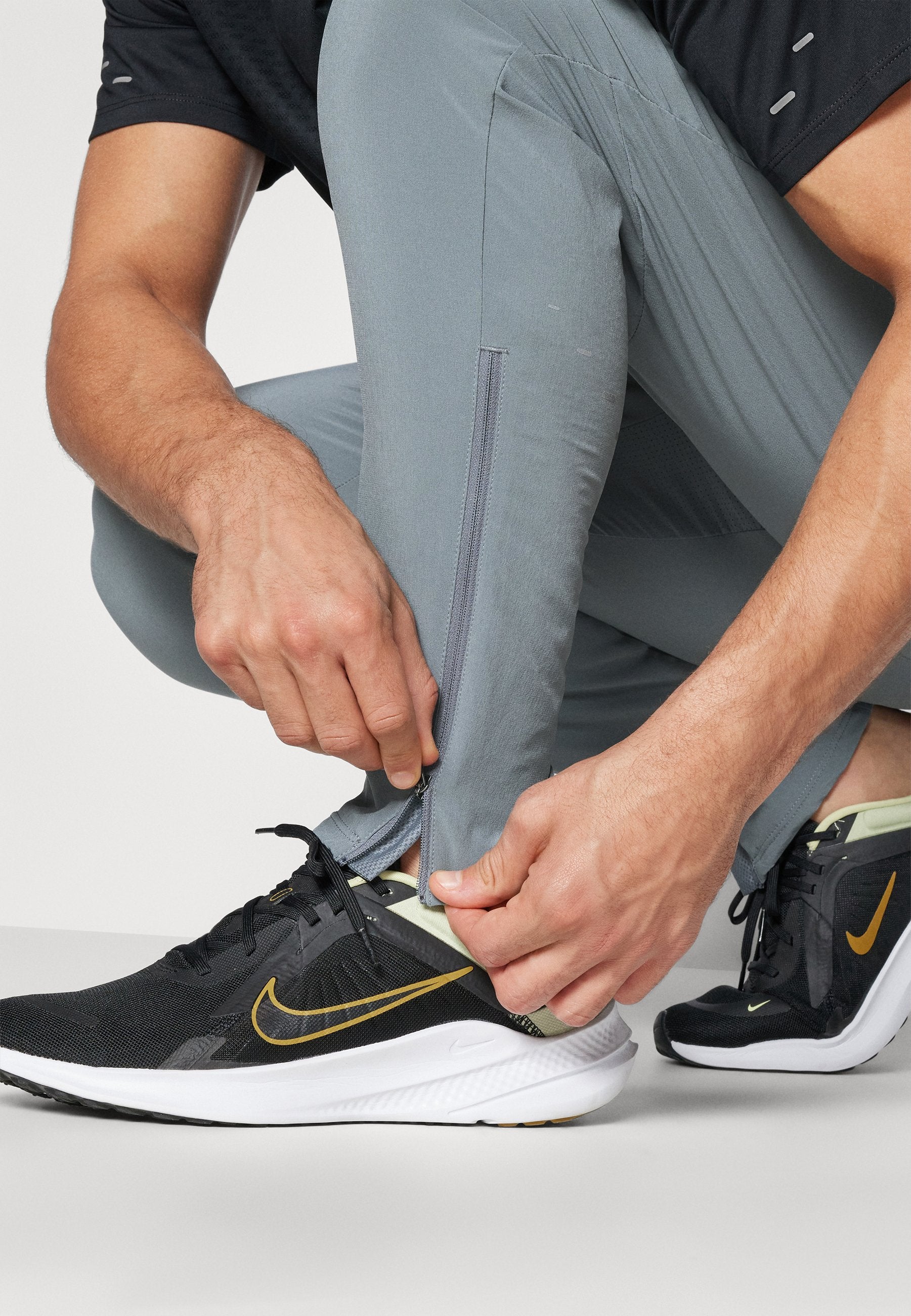 Tracksuit bottoms - smoke grey/reflective silver