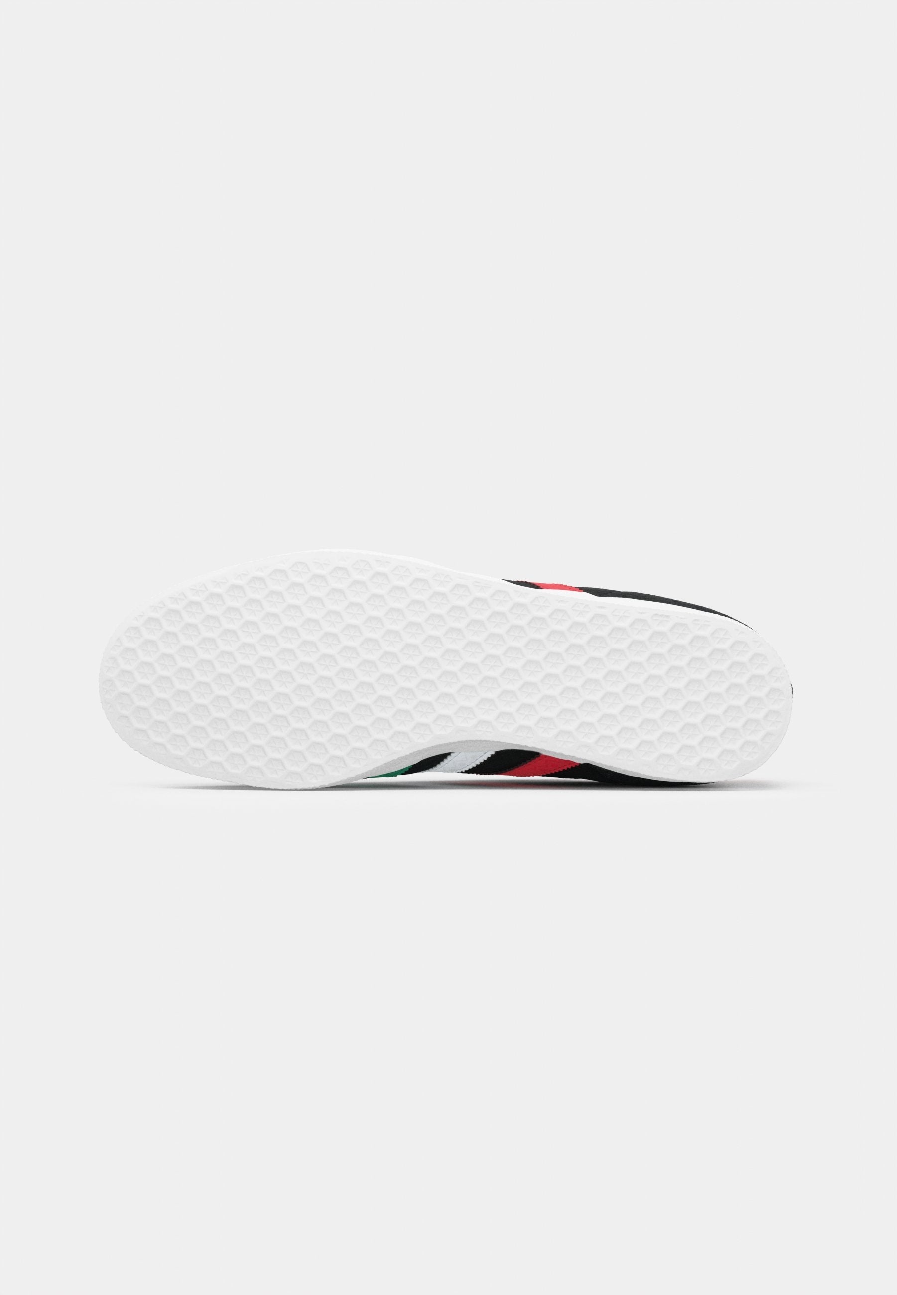 GAZELLE BOB MARLEY - Trainers - core black/footwear white/better scarlet