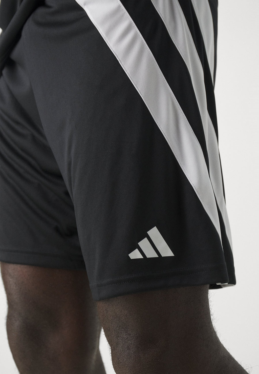 FORTORE 23 SHORT - Sports shorts - black/white