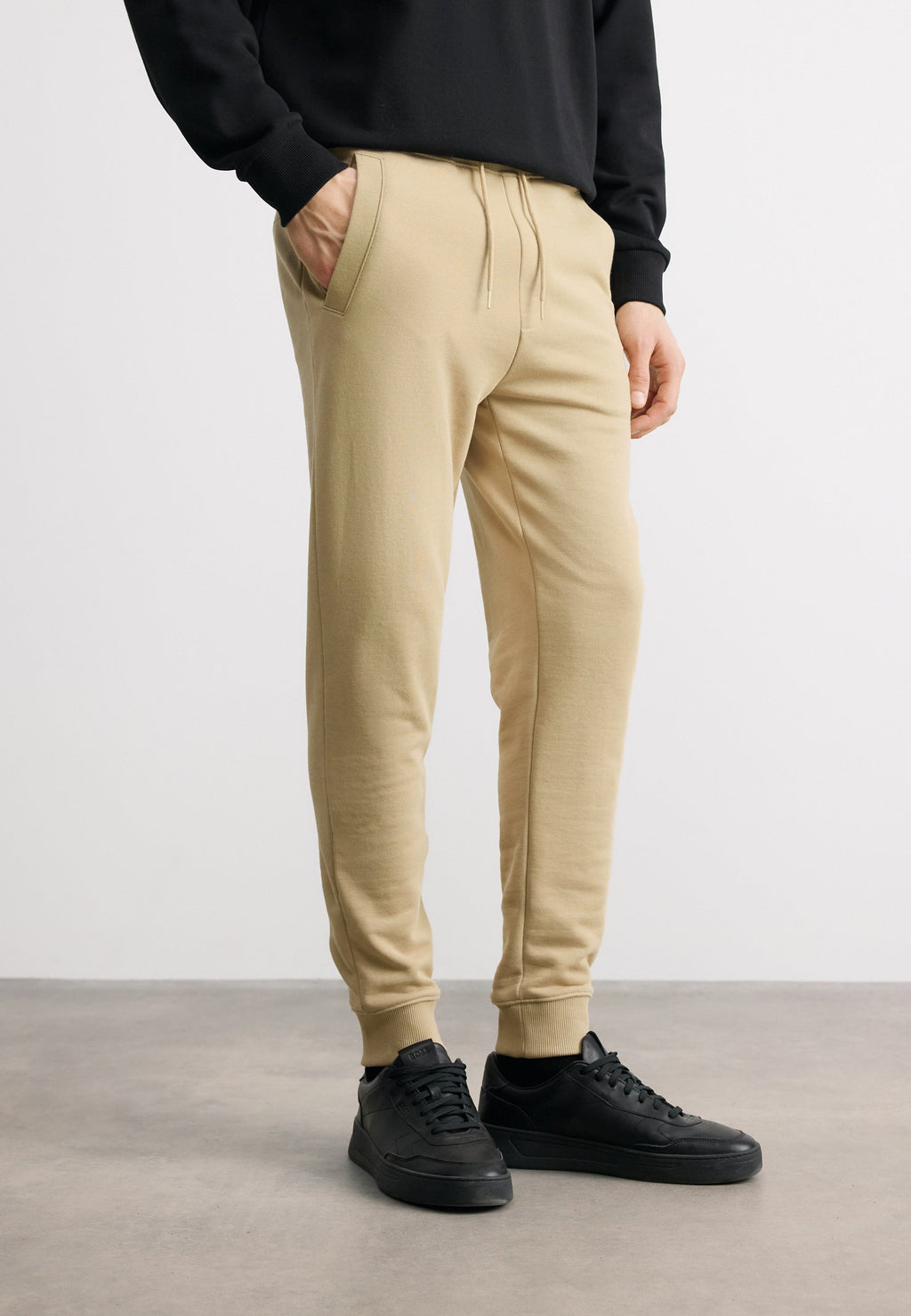 DOAK - Tracksuit bottoms - medium beige