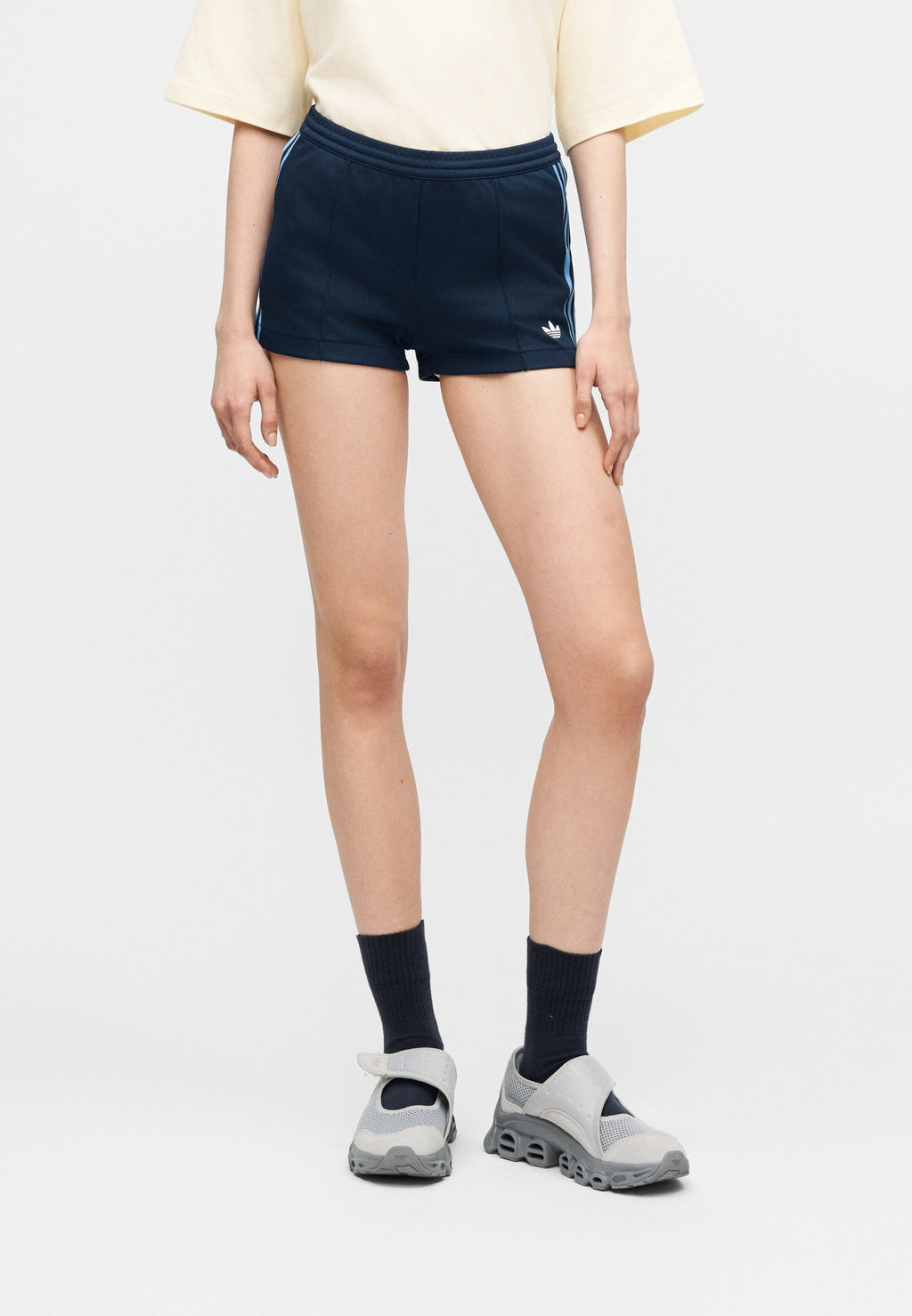 BECKENBAUER SHORTS - Shorts - night indigo/blue fusion