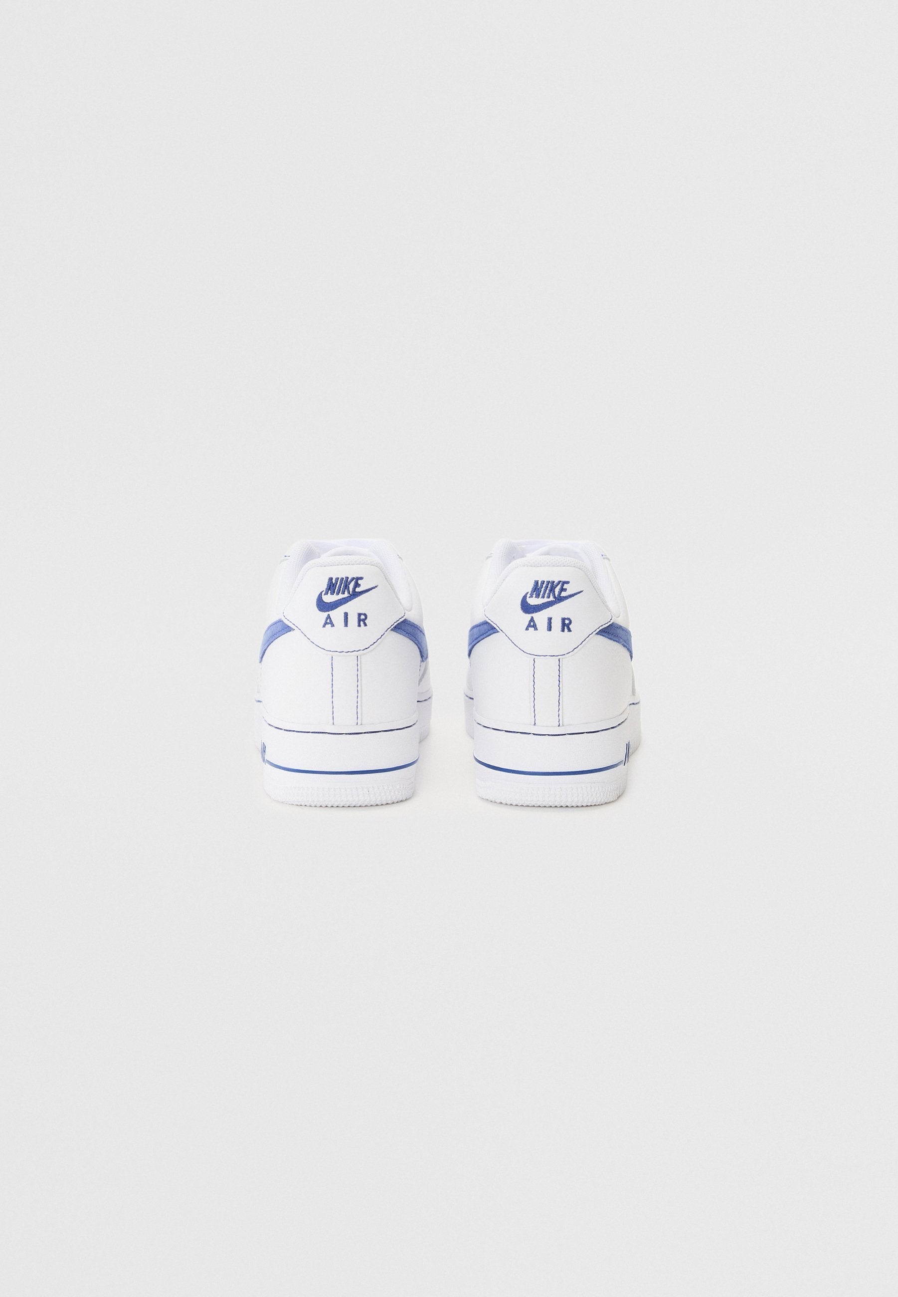AIR FORCE 1 - Trainers - white/deep royal blue