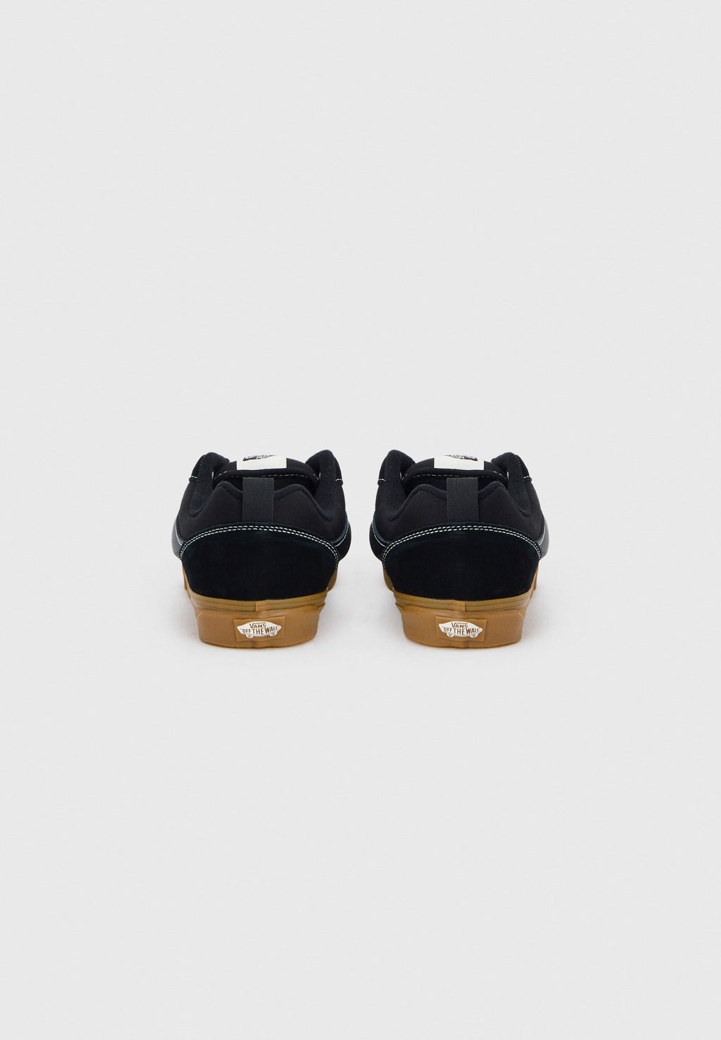 KNU SKOOL UNISEX - Skate shoes - gum/black