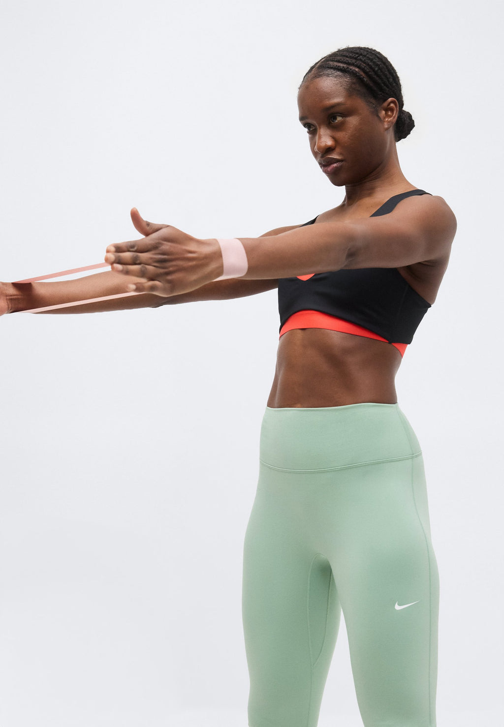 SCULPT STRAPPY BRA - Medium support sports bra - black/light crimson/white