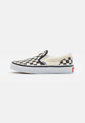 CLASSIC SLIP ON UNISEX - Slip-ons - black/white