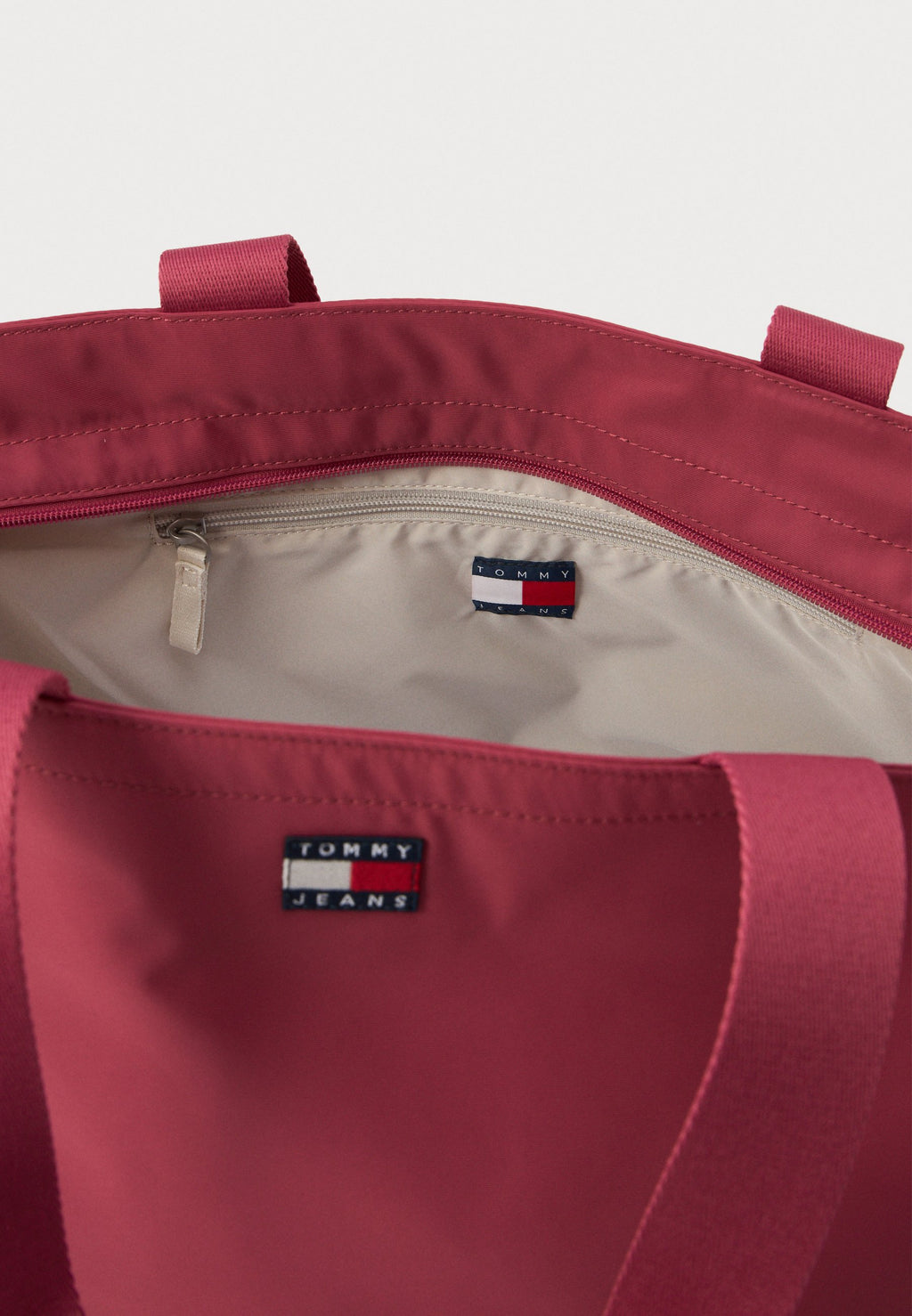 ESSENTIAL REPEAT LOGO CROSSBODY BAG - Tote bag - ruby dusk