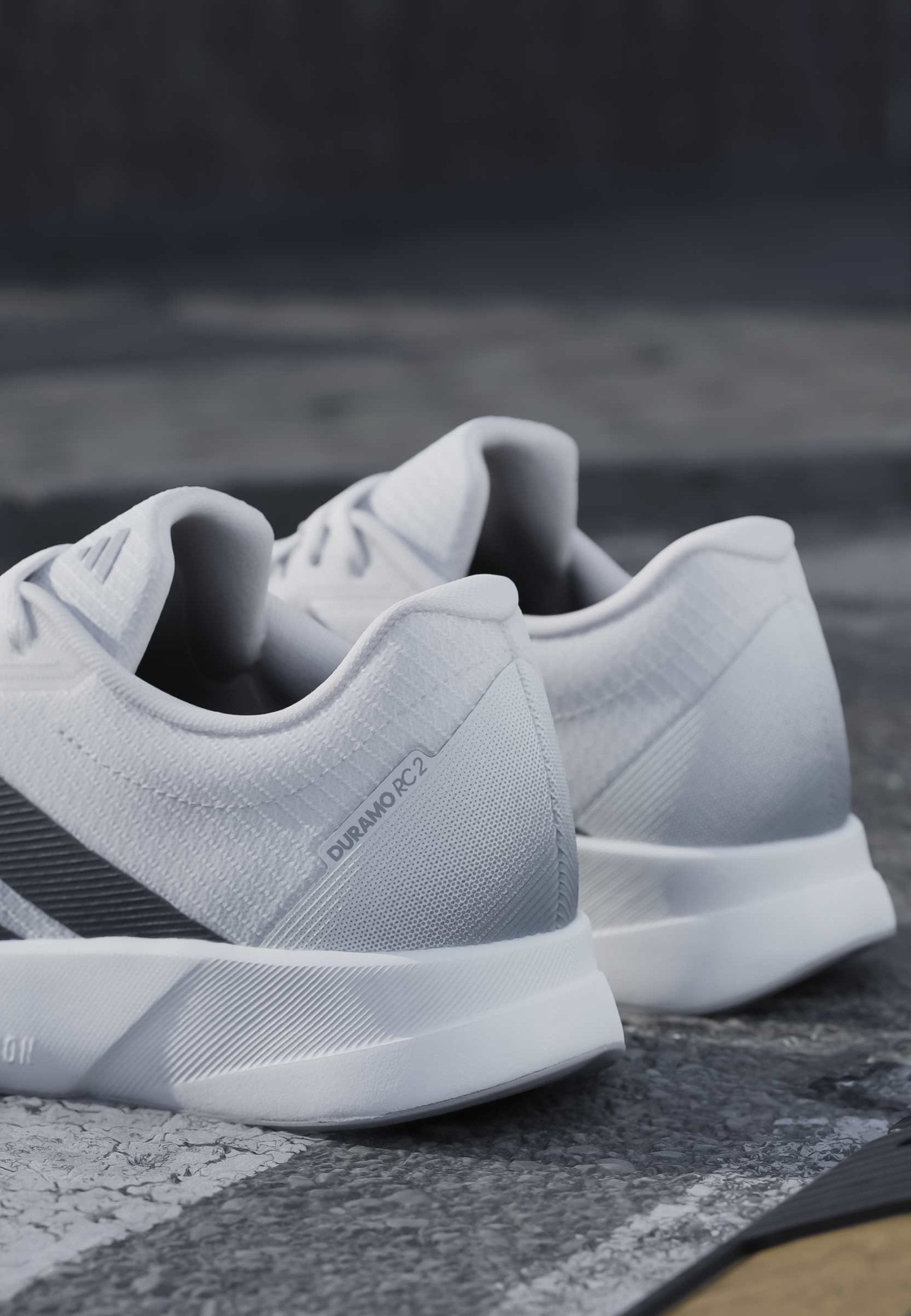 ADIDAS PERFORMANCE DURAMO RC2 RUNNING SHOES - Walking trainers - cloud white   grey five   halo silver