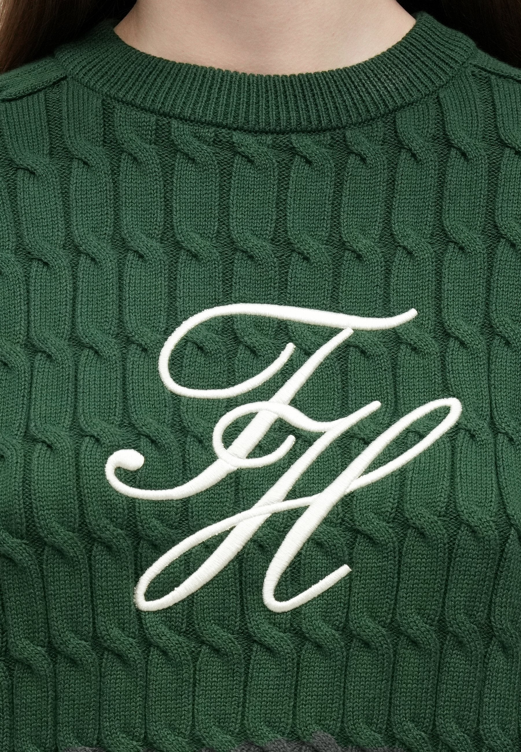 LOGO EMBROIDERY RELAXED CABLE KNIT JUMPER - Jumper - national forest