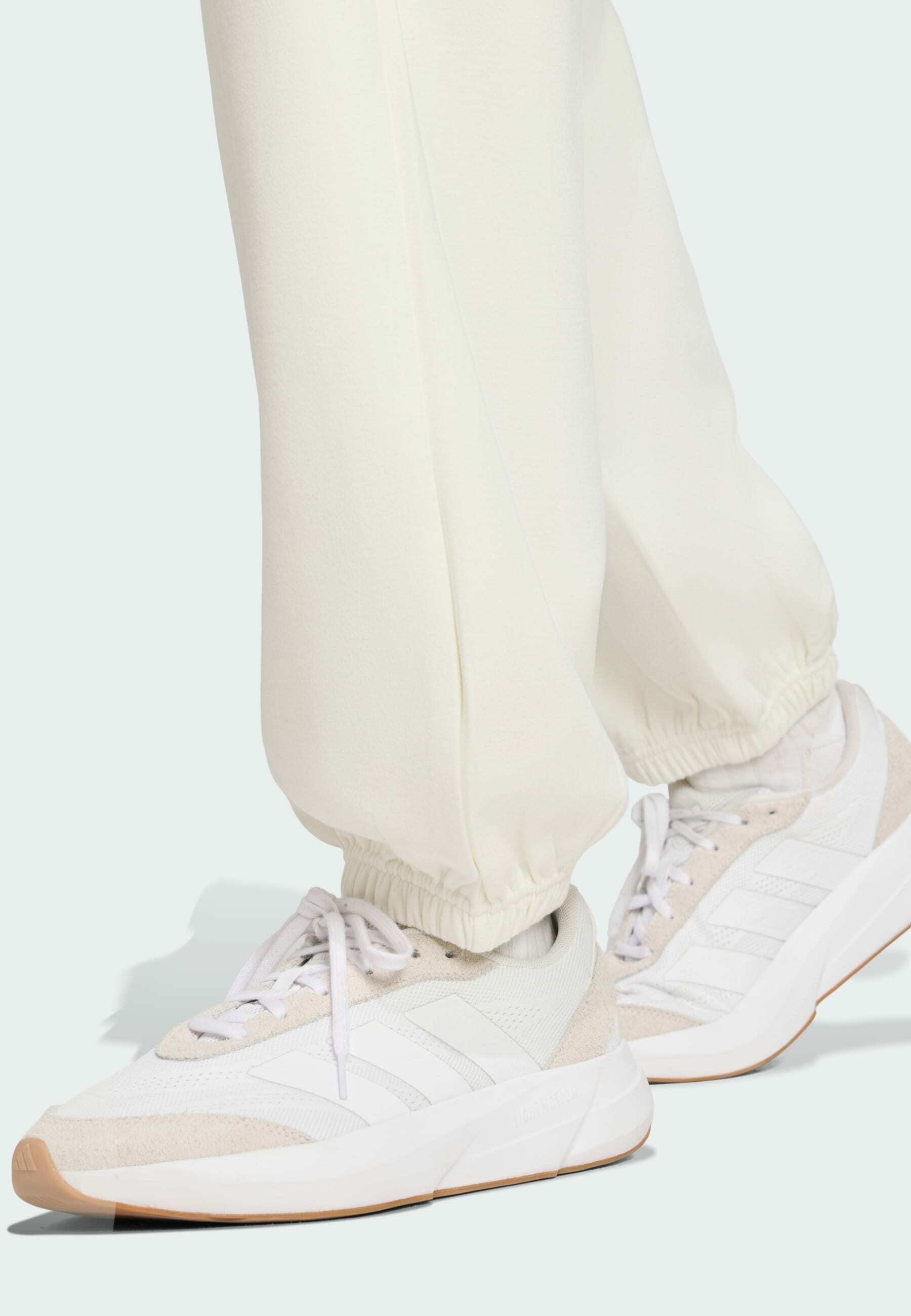 SOFT LUX PANTS - Tracksuit bottoms - owhite