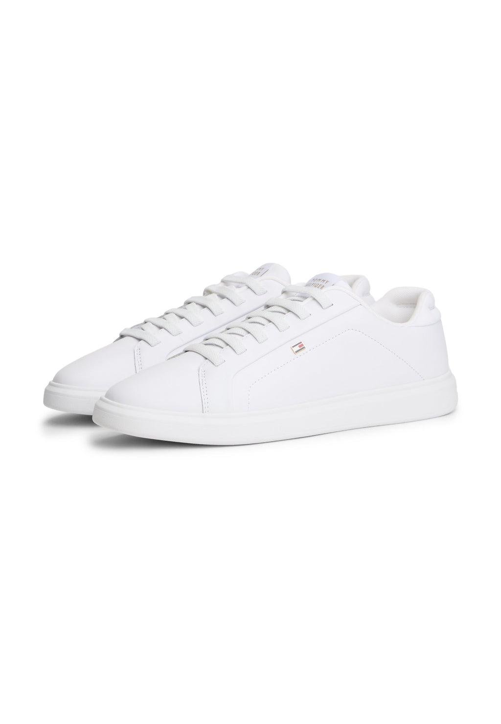 Trainers - white