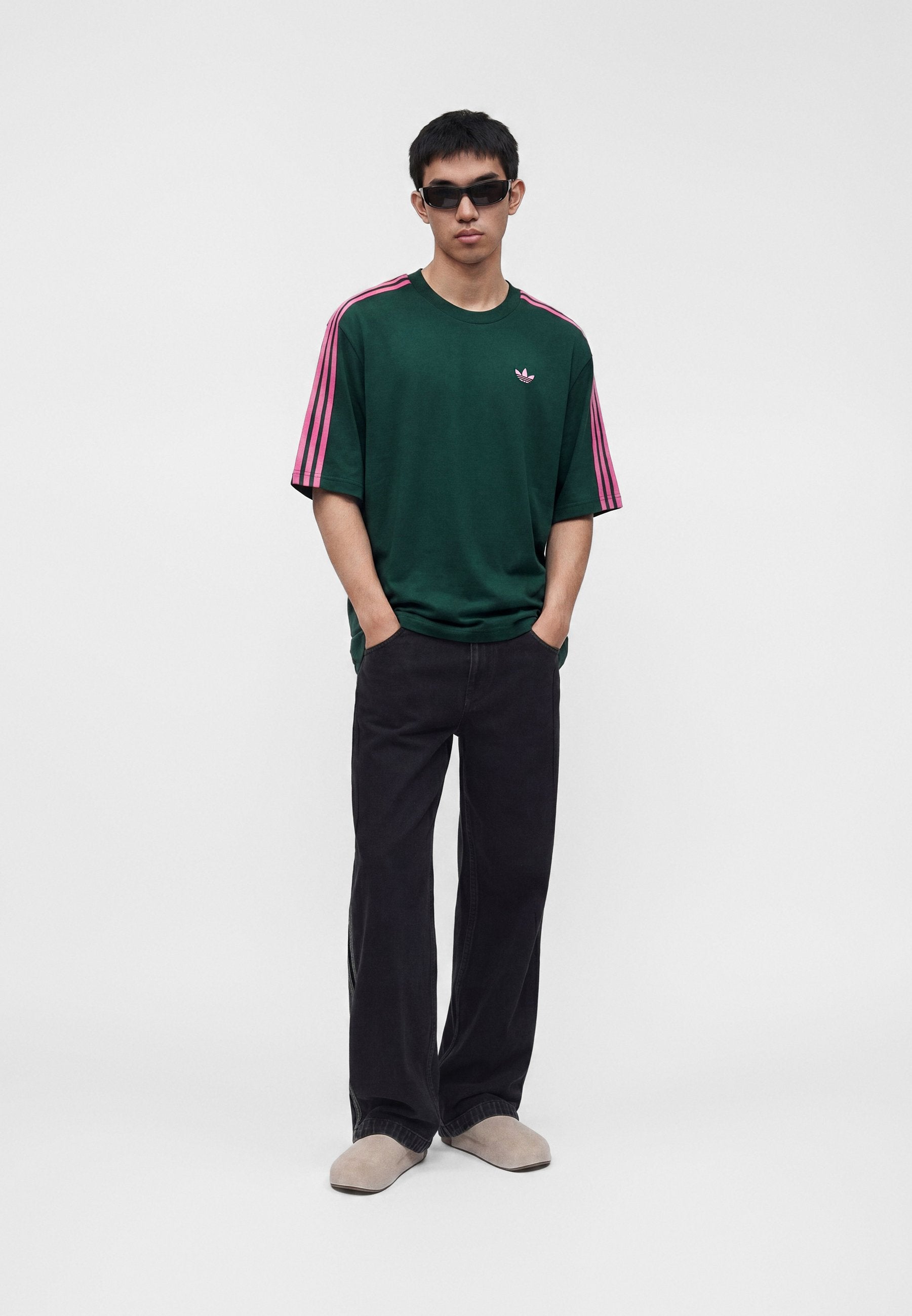 تي شيرت كبير OVERSIZED TEE UNISEX - أخضر جامعي