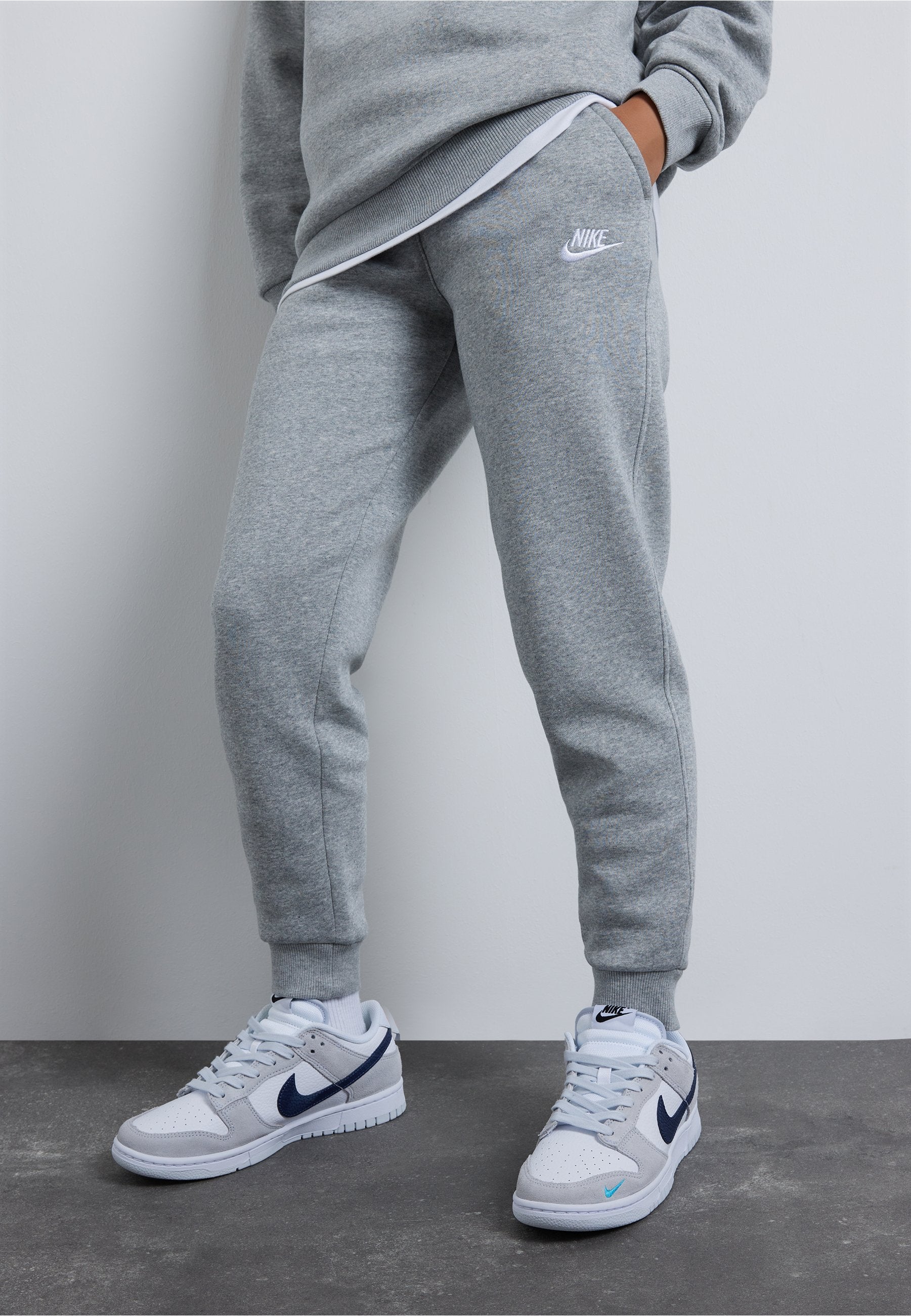 CLUB UNISEX - Tracksuit bottoms - dark grey heather/base grey/white