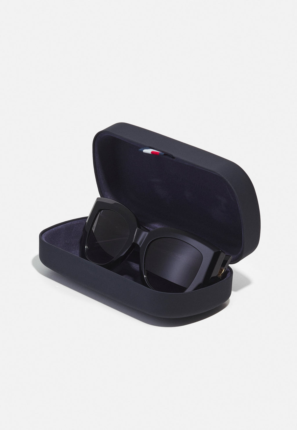 Sunglasses - black