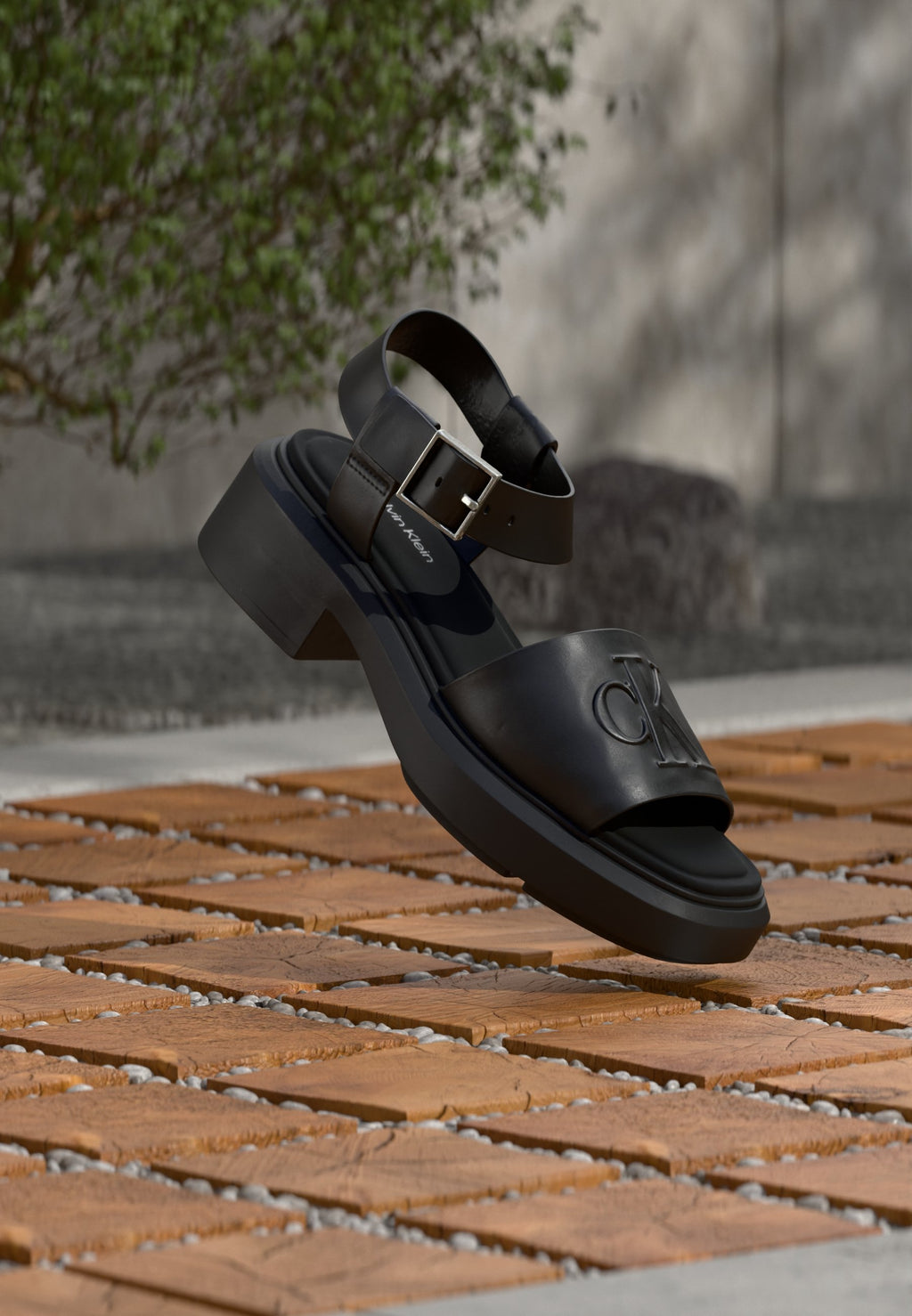 Platform sandals - triple black