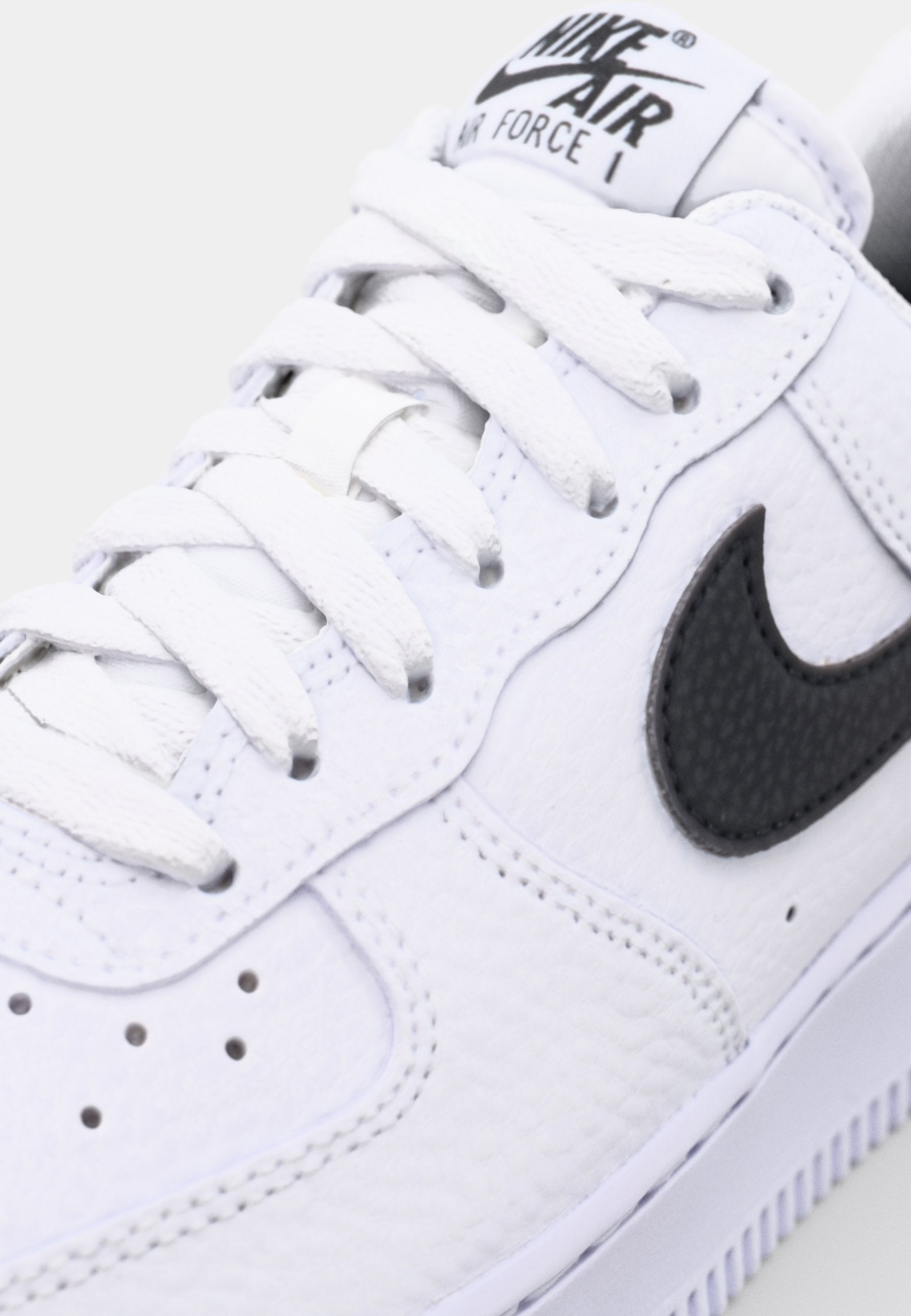 AIR FORCE 1 07 - Trainers - white/black