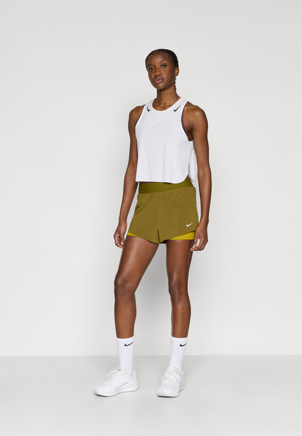 SWIFT - 2-in-1 shorts - olive flak/peat moss/reflective silver-coloured