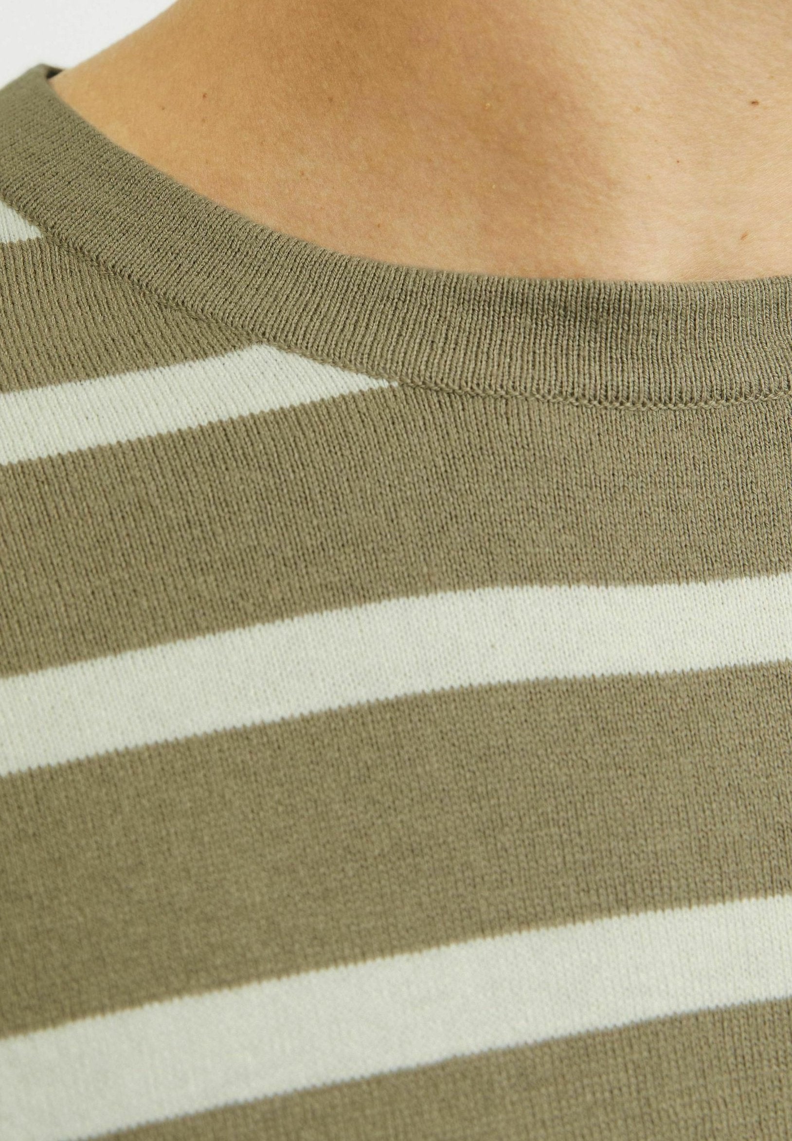 Tricot uni – T-shirt basique – coriandre