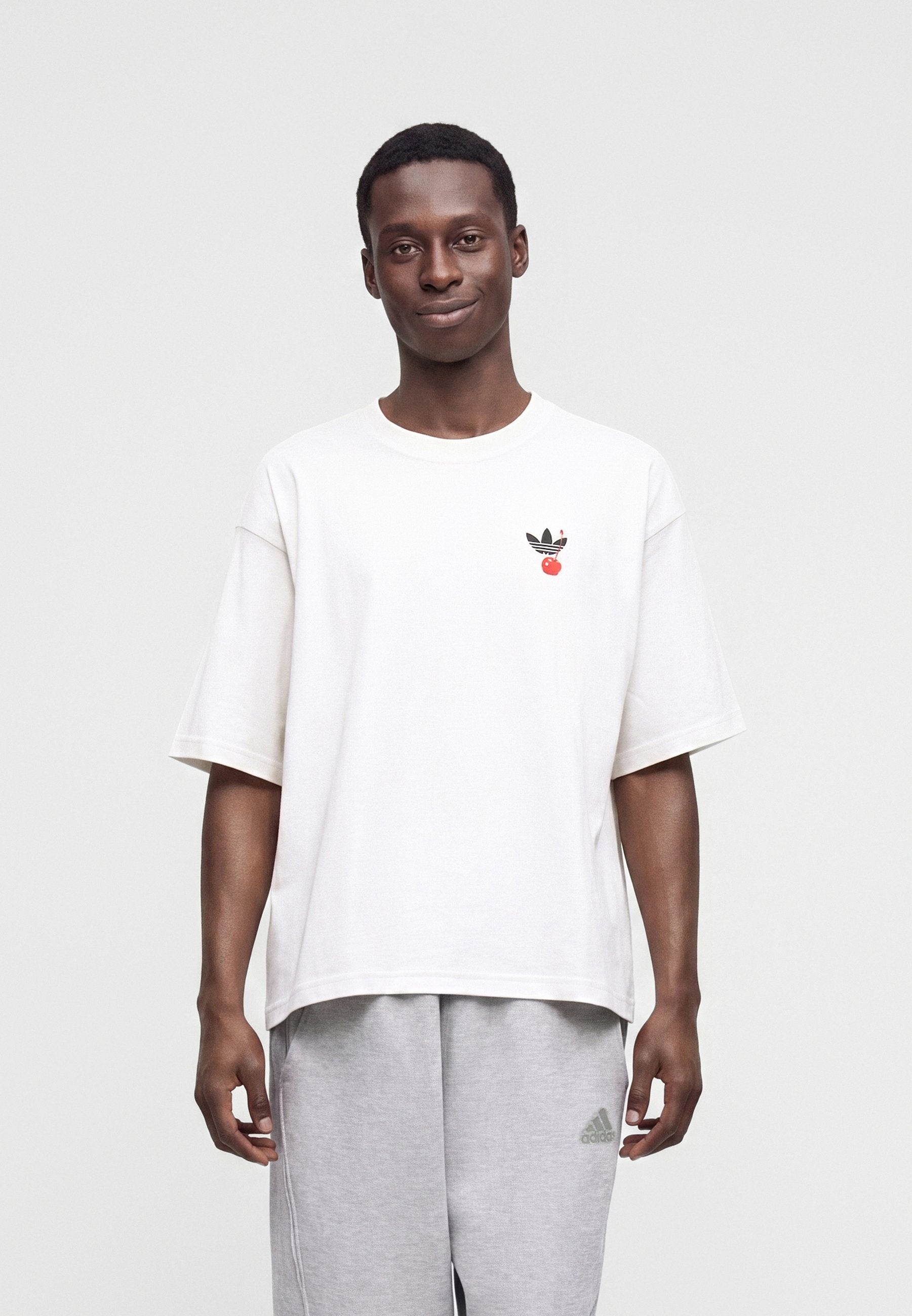 CAKE OVERSIZED TEE UNISEX - Print T-shirt - off white