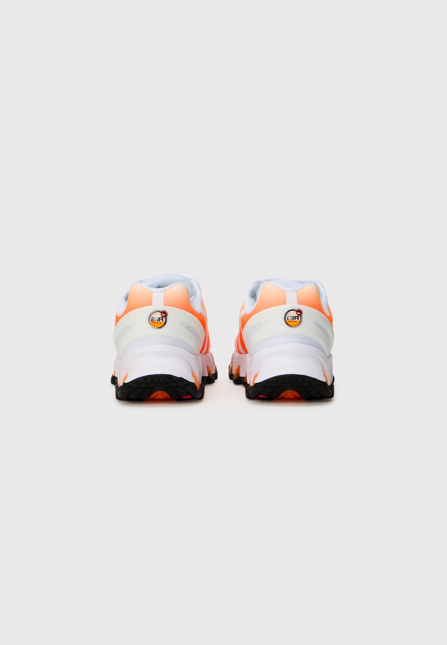 AIR MAX DN8 UNISEX - أحذية رياضية - أبيض/أسود/برتقالي كامل