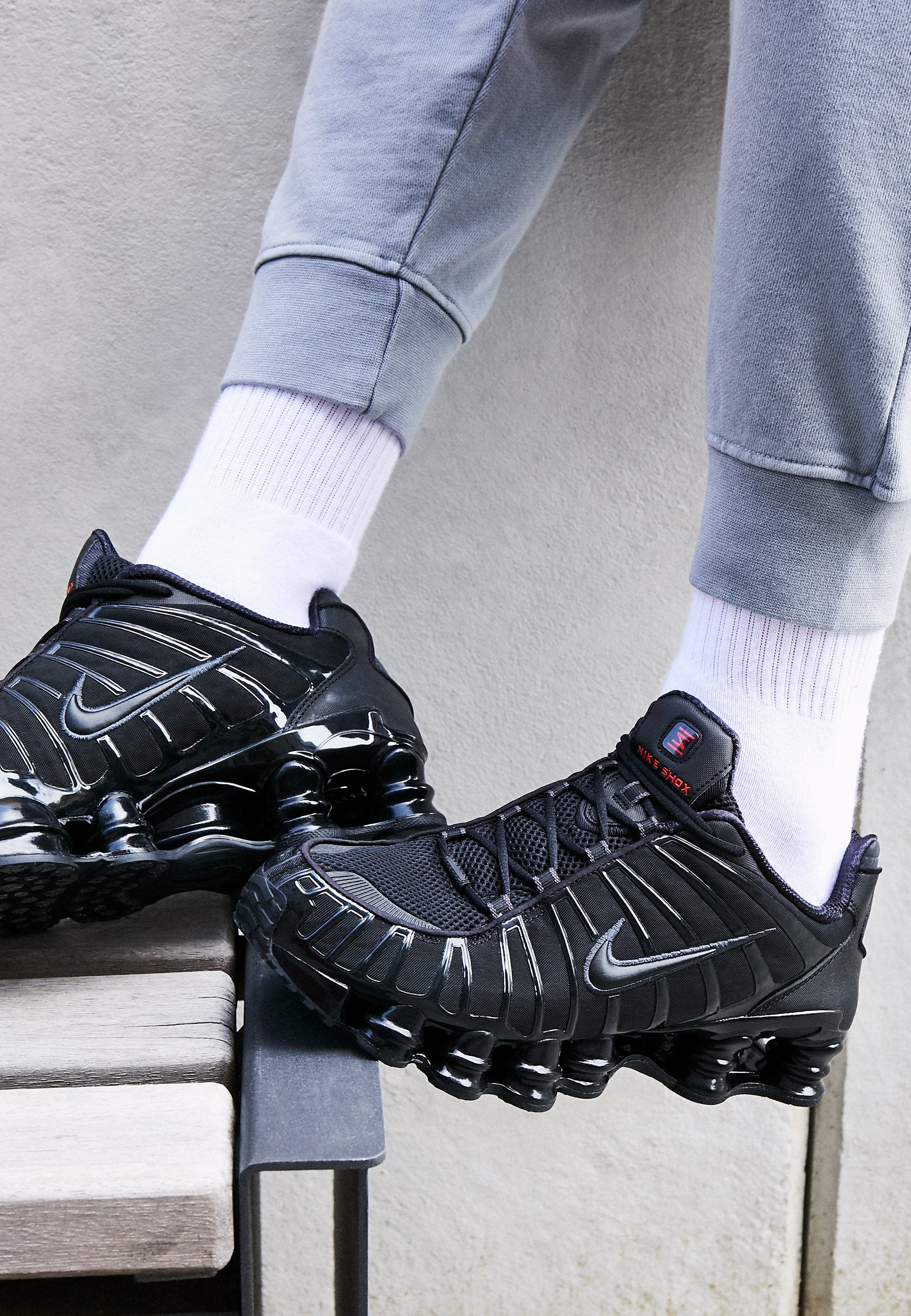 SHOX TL - Trainers - black metallic hematite max orange black