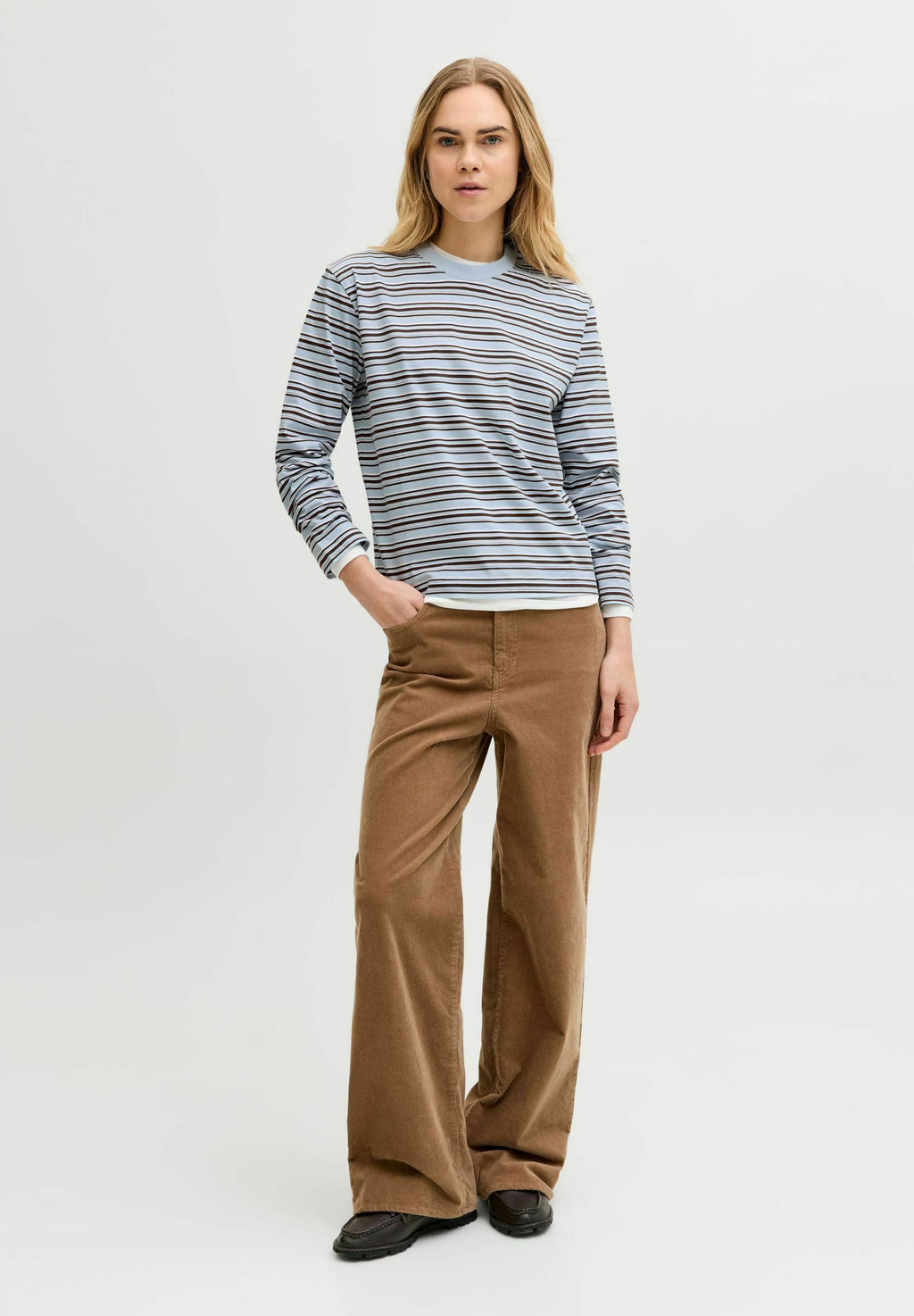 JXSOPHIA BOXY LS STRIPE TEE JRS SN - بلوزة بأكمام طويلة - سماء