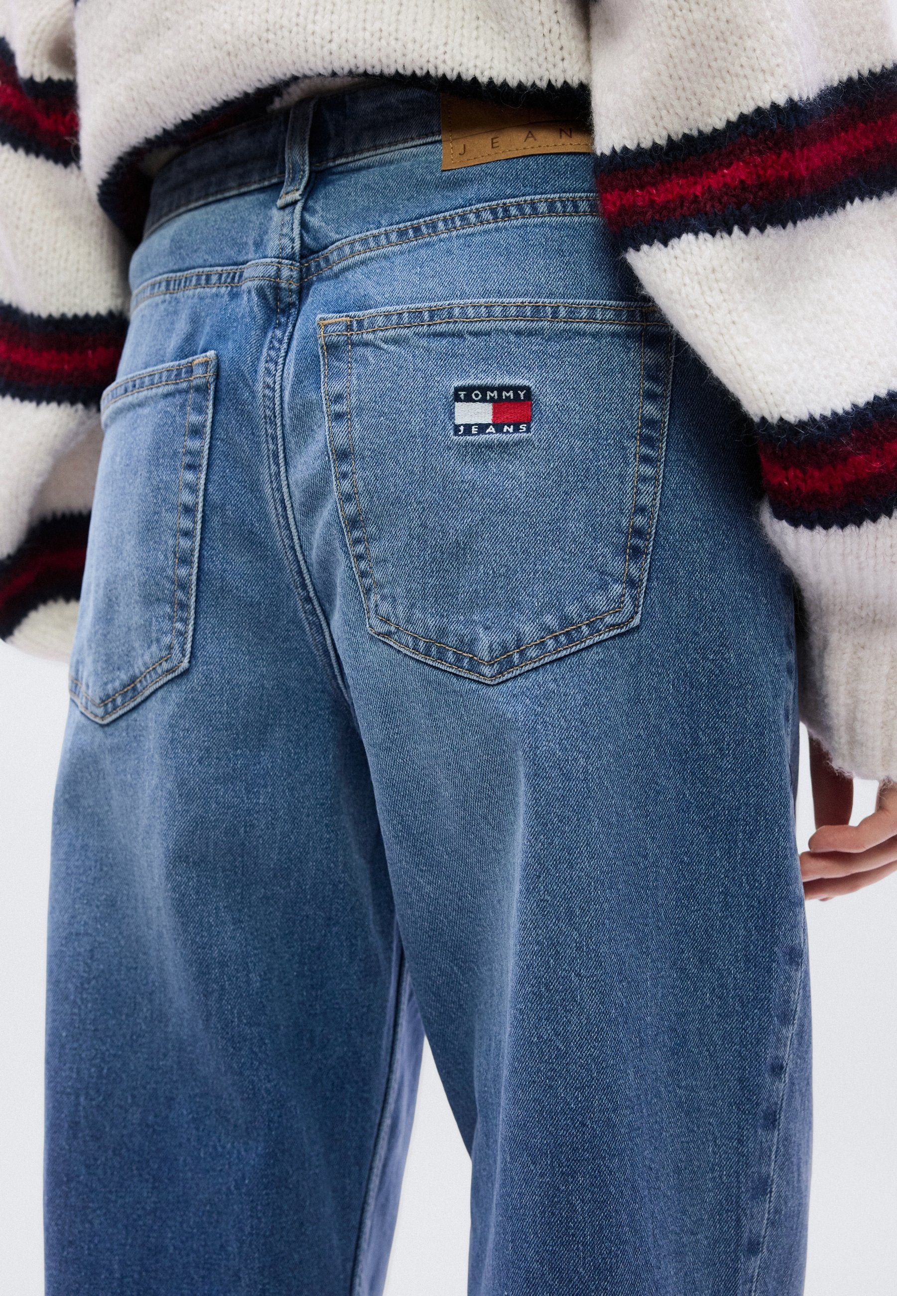 HIGH RISE SLIM STRAIGHT LEG JEANS - Relaxed fit jeans - denim medium