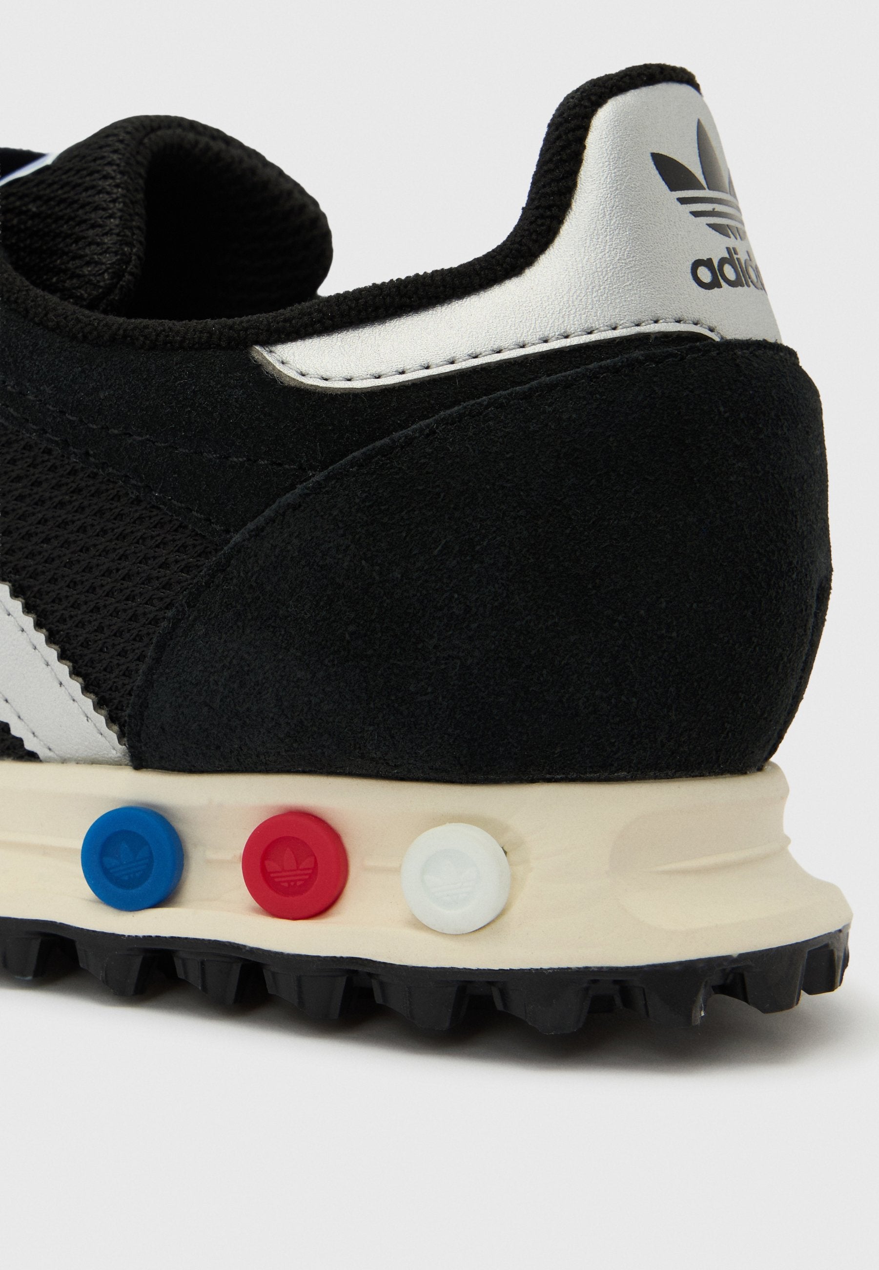 LA TRAINER OG UNISEX - Baskets basses - core black/silver-coloured/off white