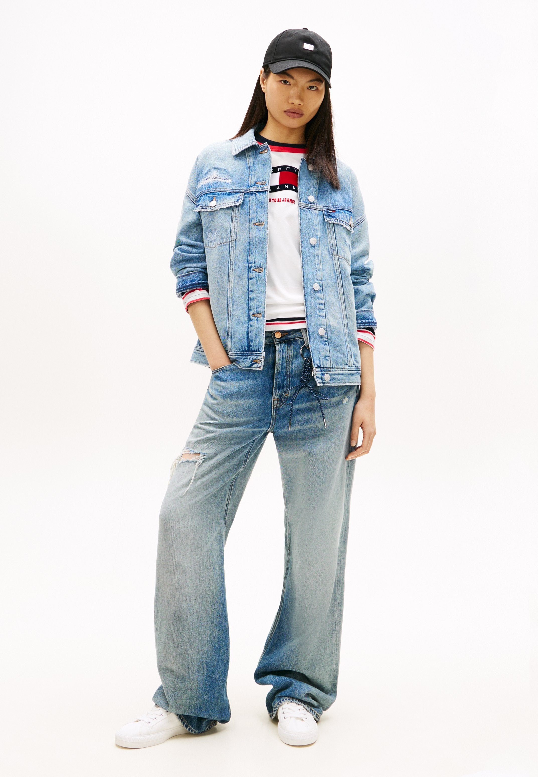 DISTRESSED OVERSIZED DENIM TRUCKER JACKET - Denim jacket - denim light