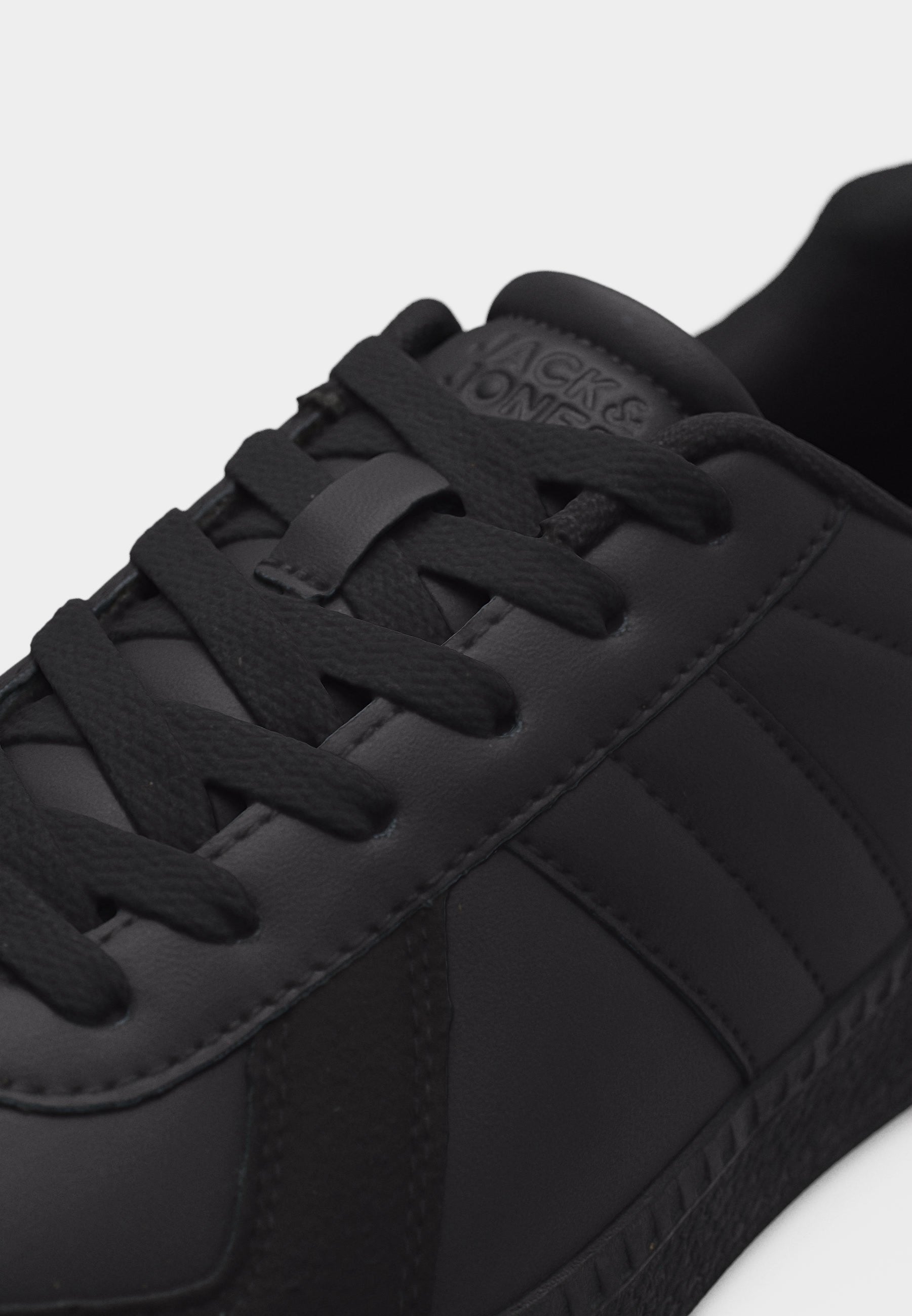 JFWBARCELONA - Trainers - black
