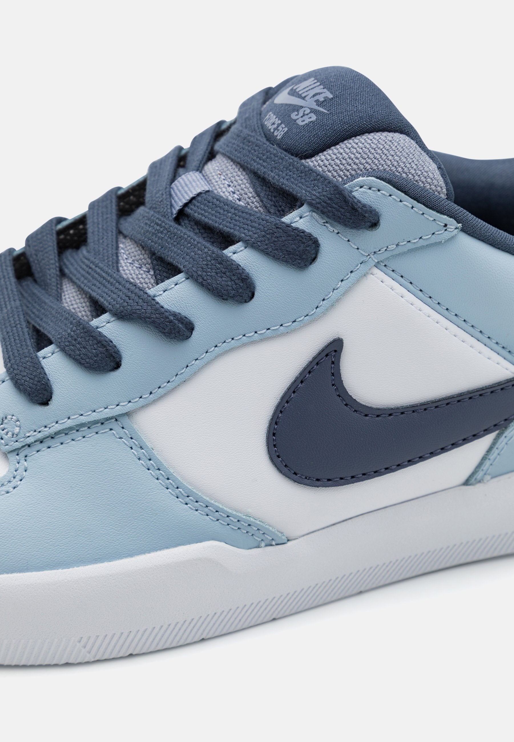 FORCE 58 PRM UNISEX - Baskets - blanc/thunder/bleu/ashen slate