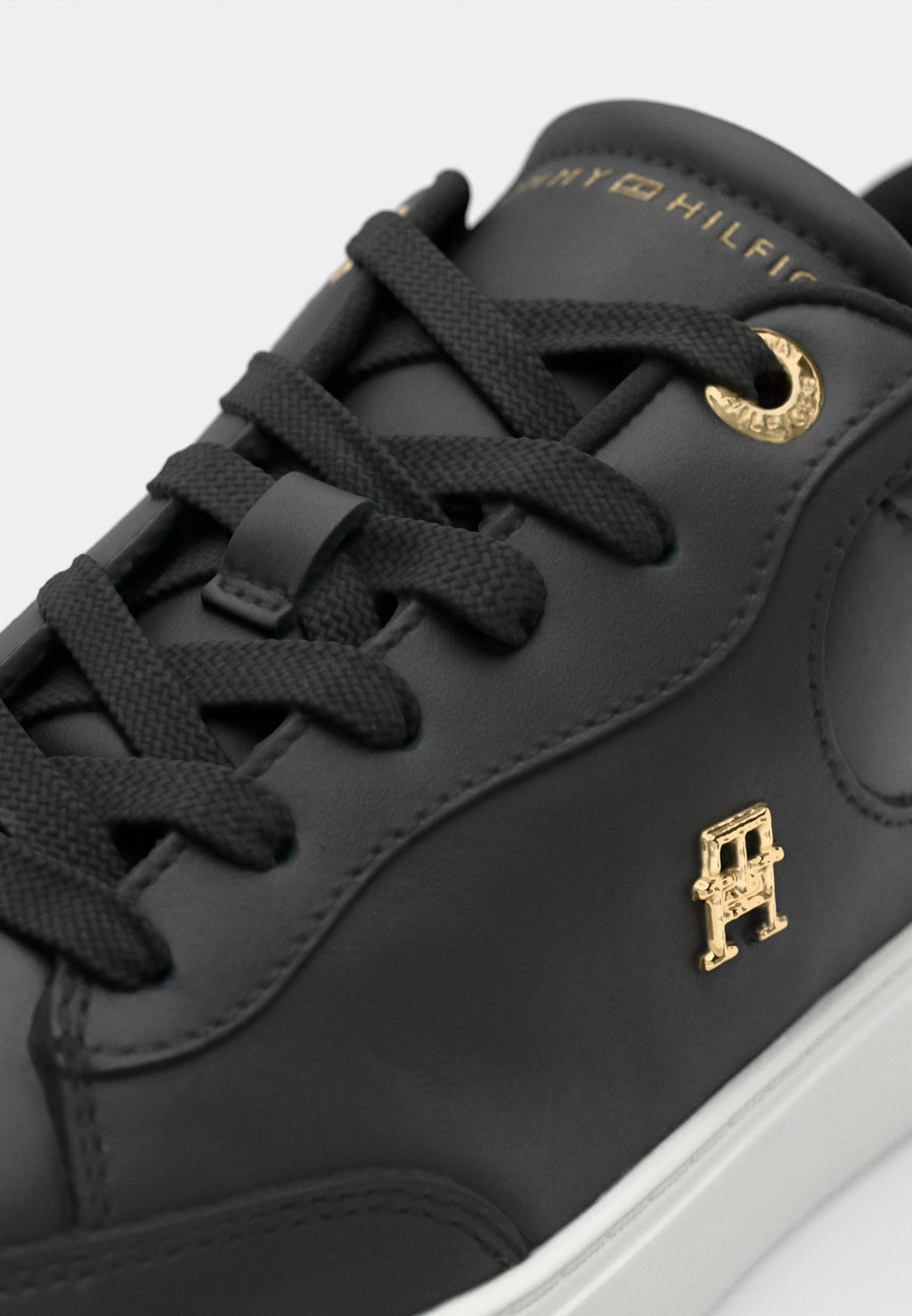BASKETS EN CUIR TH MONOGRAM - Baskets - noir