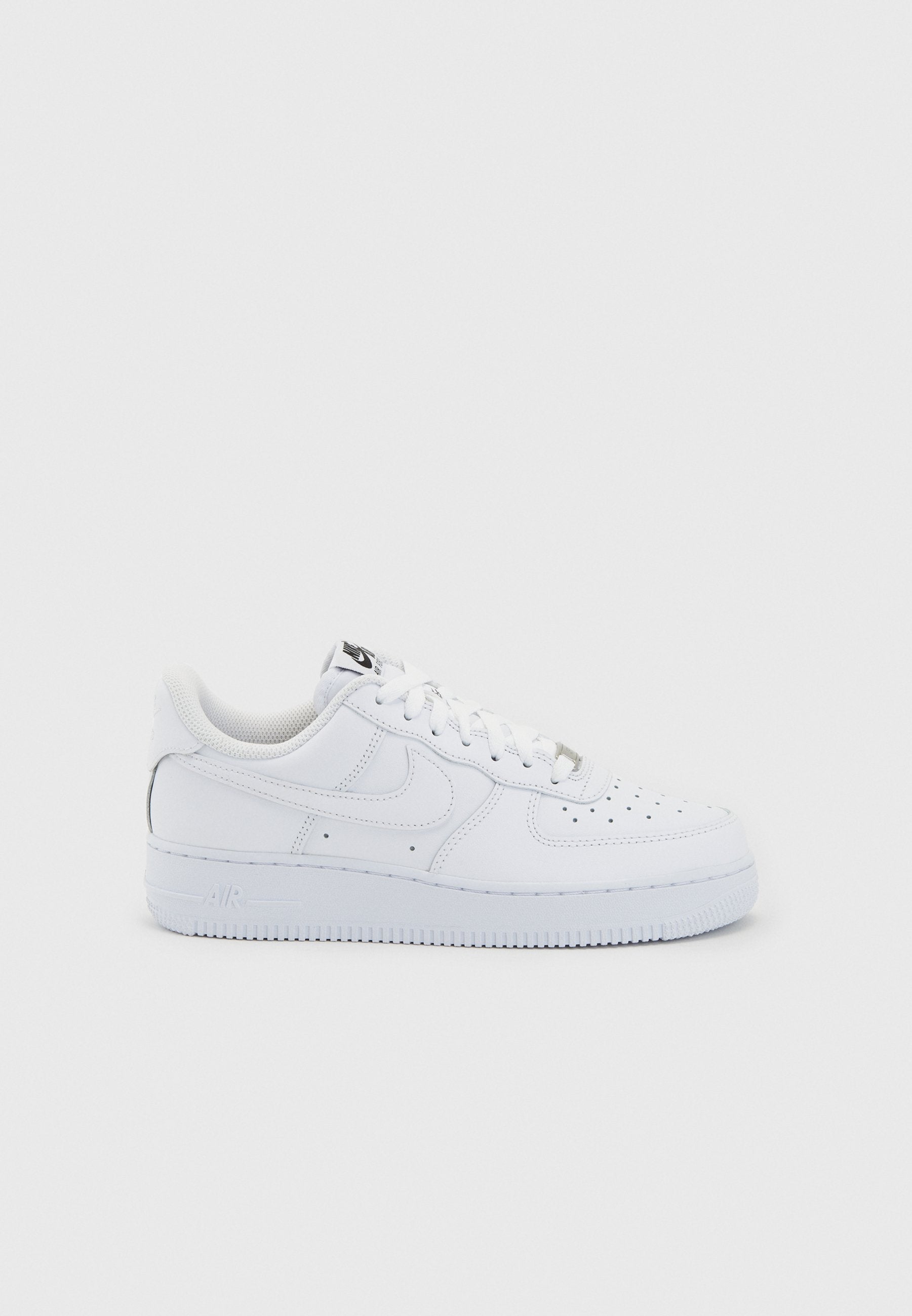 AIR FORCE 1 07 FLYEASE - Baskets - white