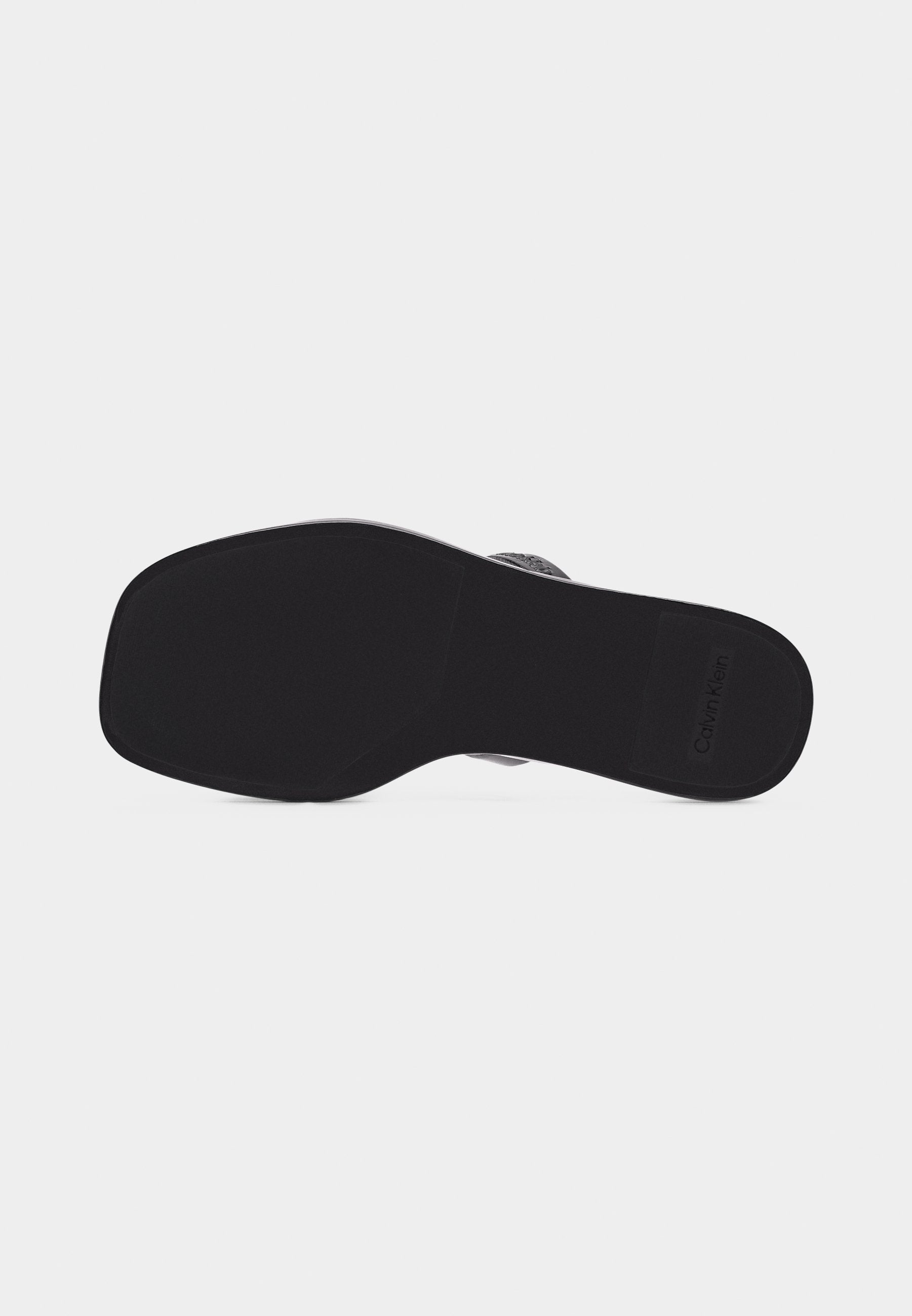Mules - triple black