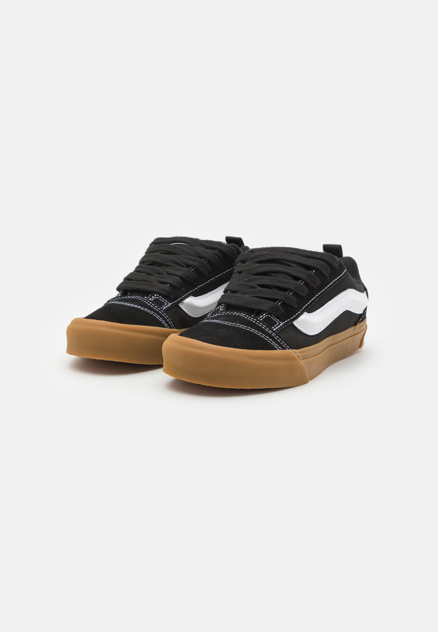 KNU SKOOL UNISEX - Skate shoes - black