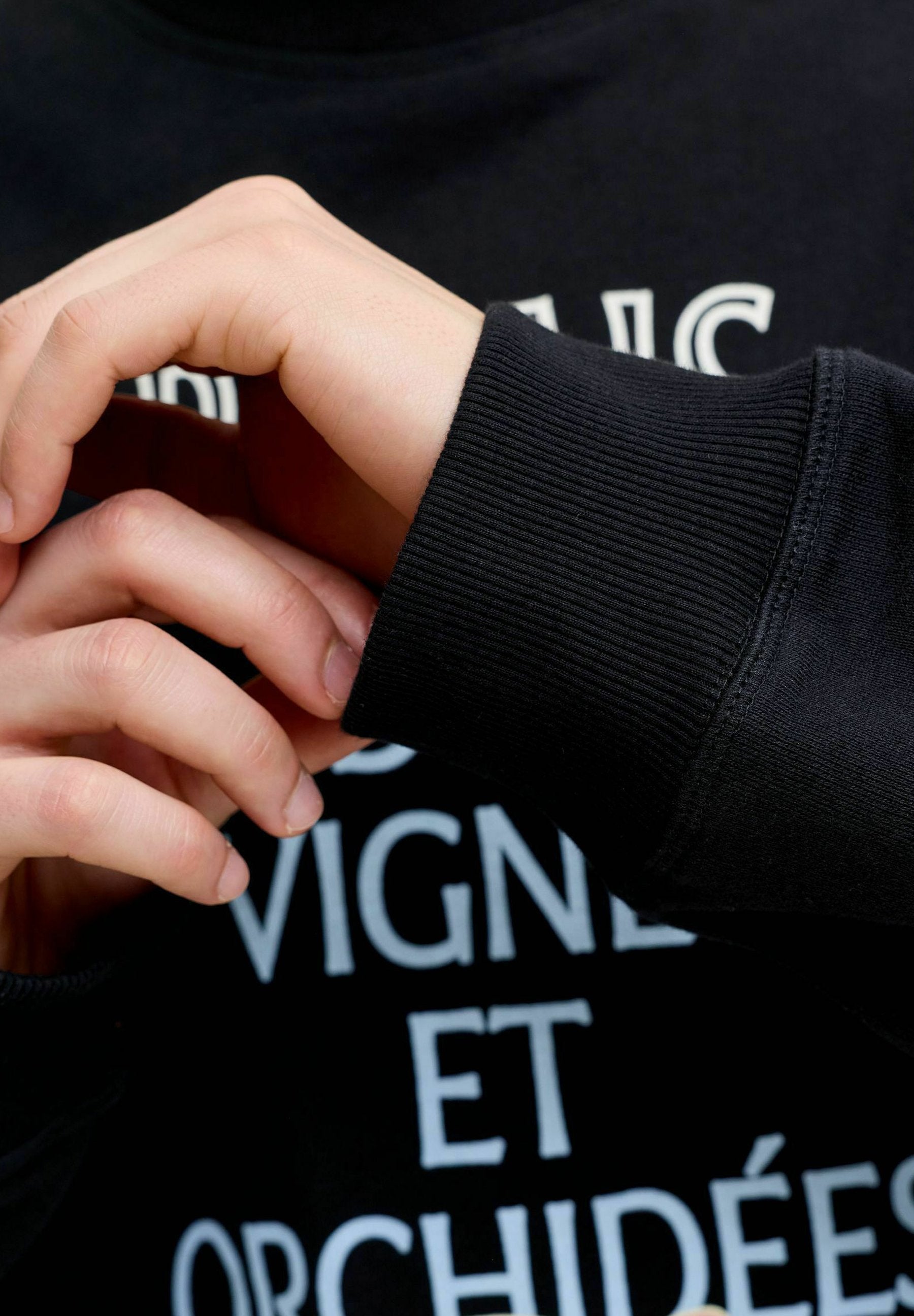 Sweatshirt - black