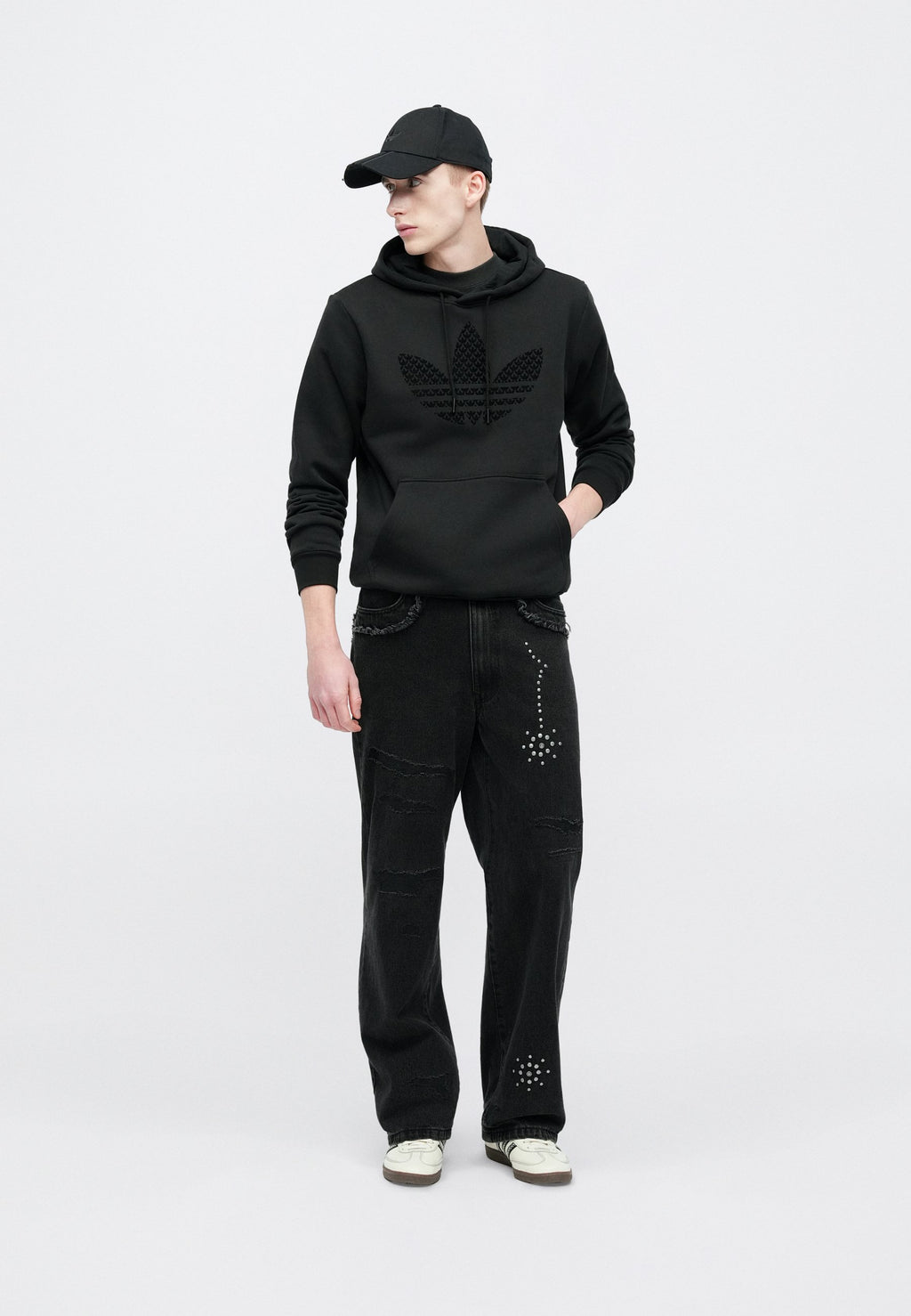 MONOGRAM - Hoodie - black