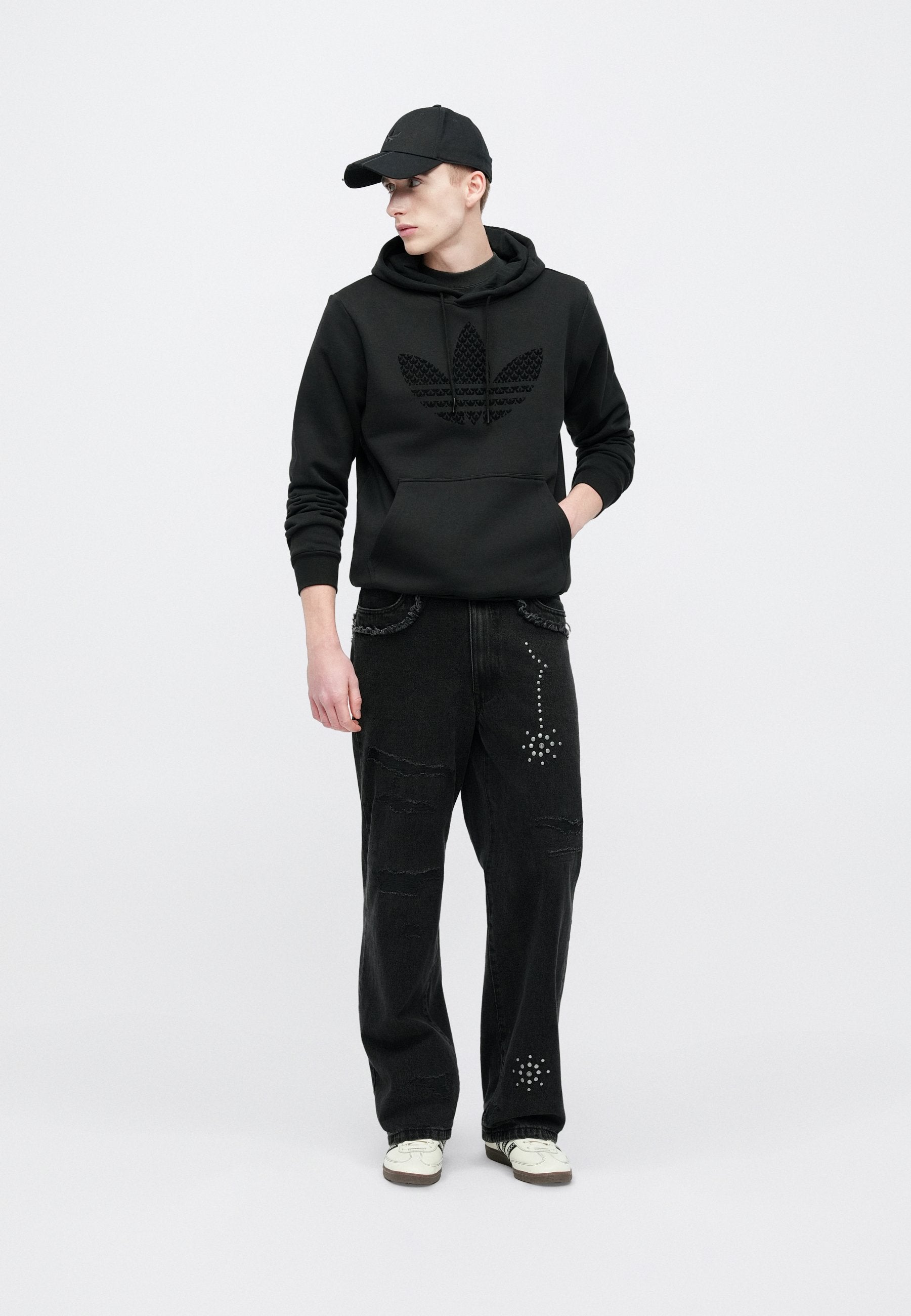 MONOGRAM - Hoodie - black
