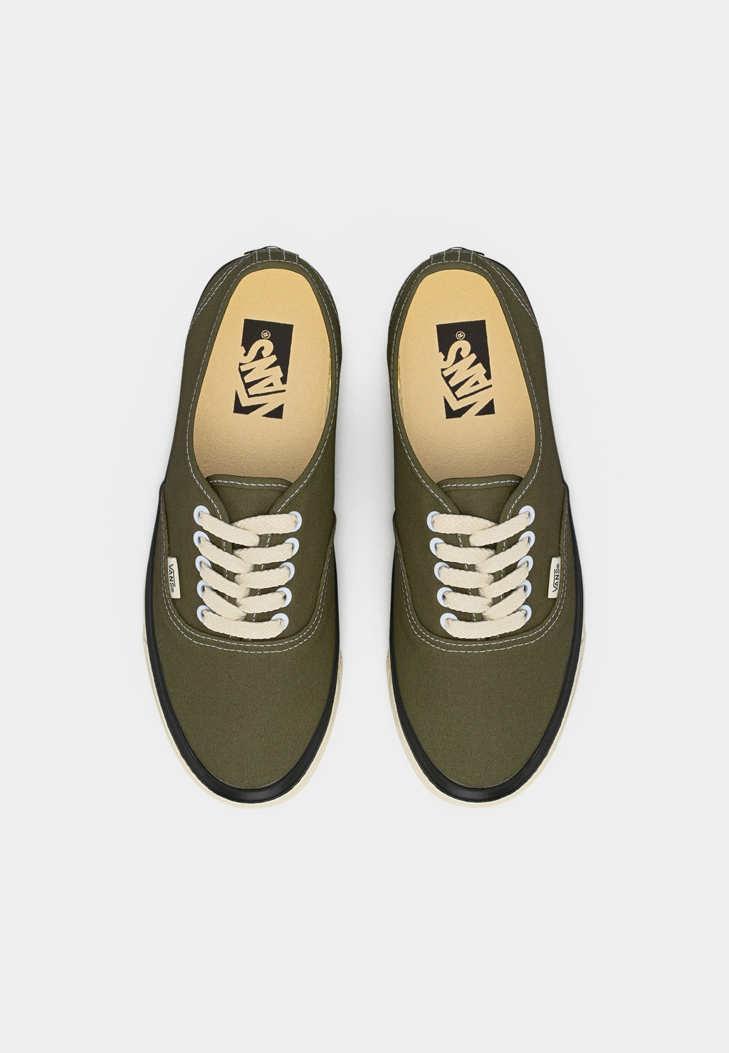 PREMIUM AUTHENTIC 44 DECK - Trainers - olive
