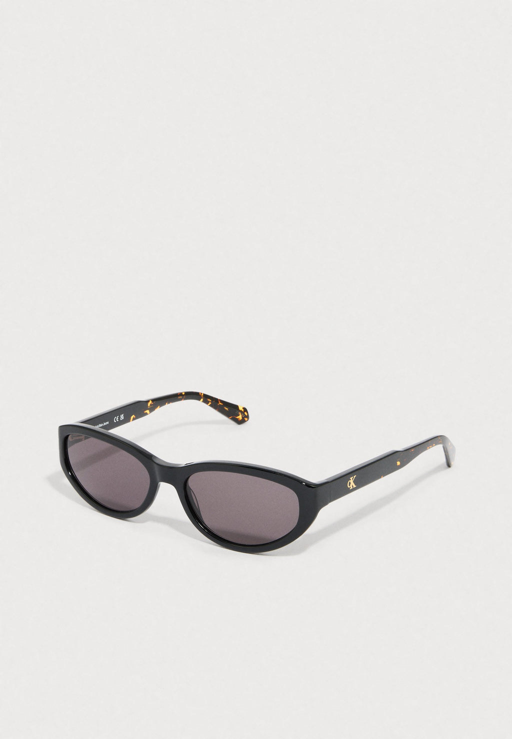 Sunglasses - black