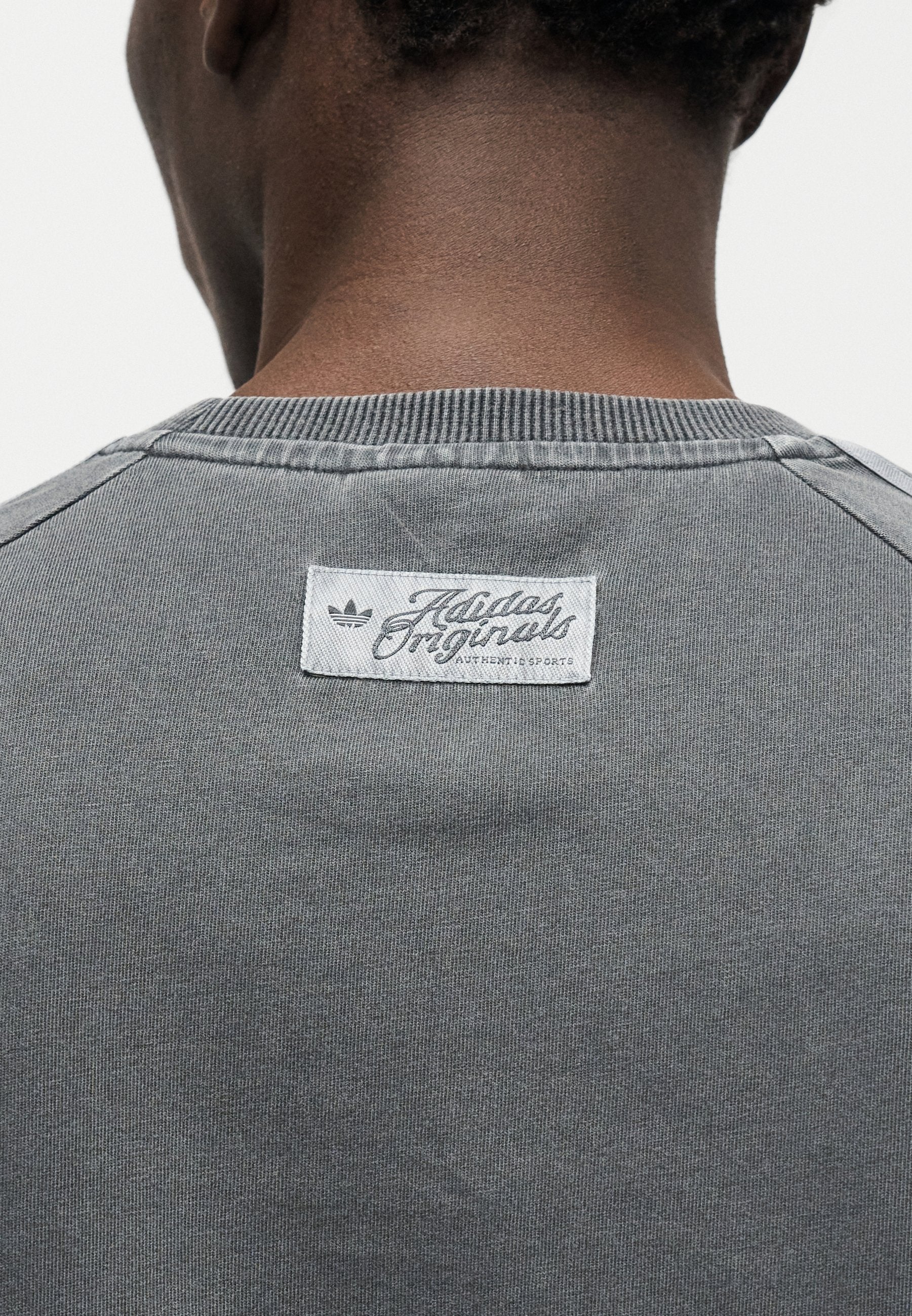 تي شيرت RINGER TEE - رمادي ستة