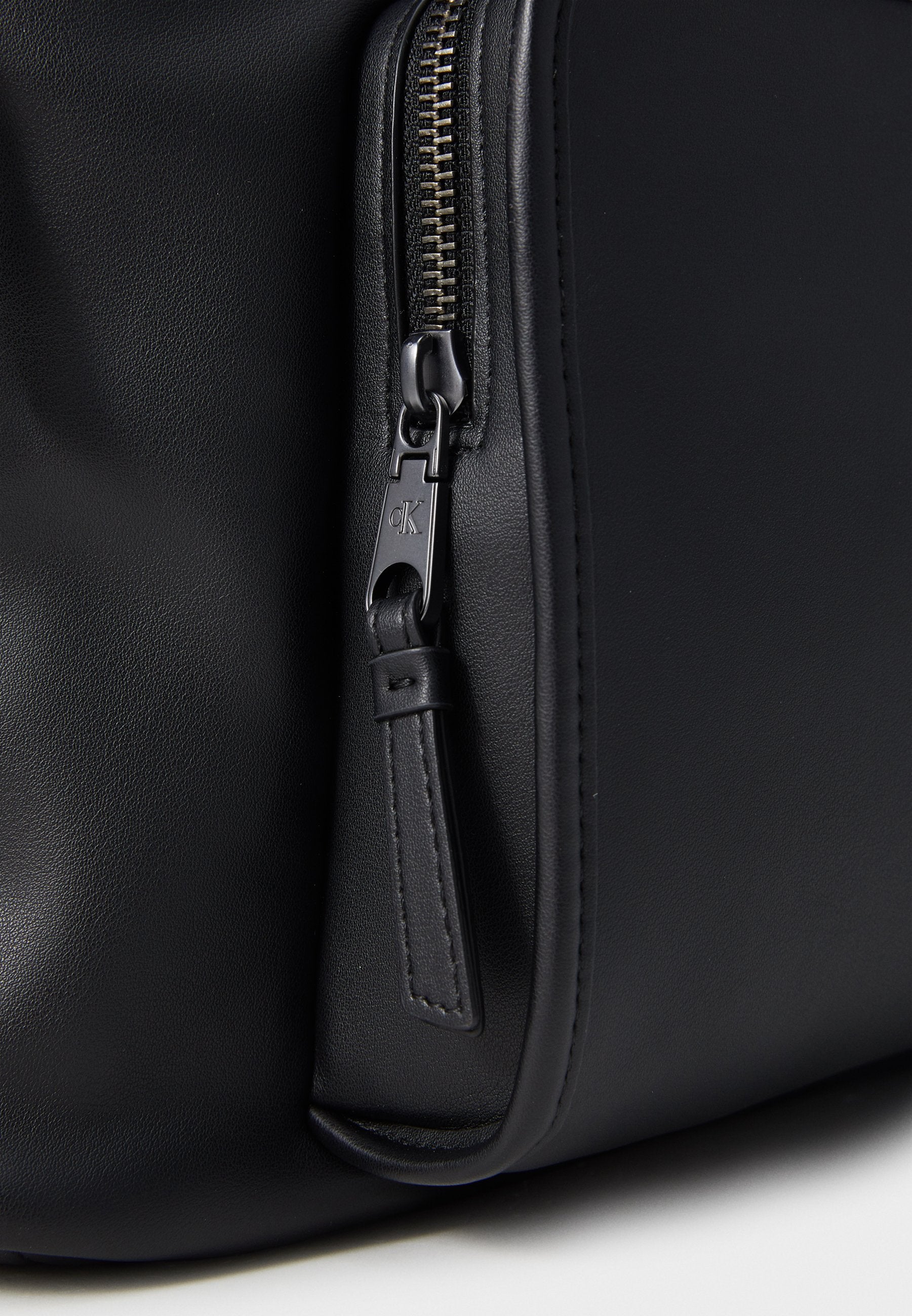SCULPTED IMPRESSION BACKPACK 40 - Rucksack - black