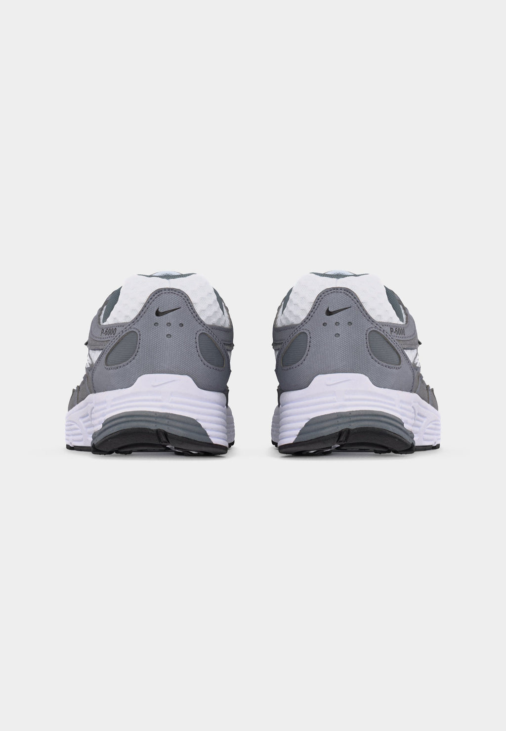 P 6000 UNISEX - Trainers - white/black/metallic cool grey/cool grey