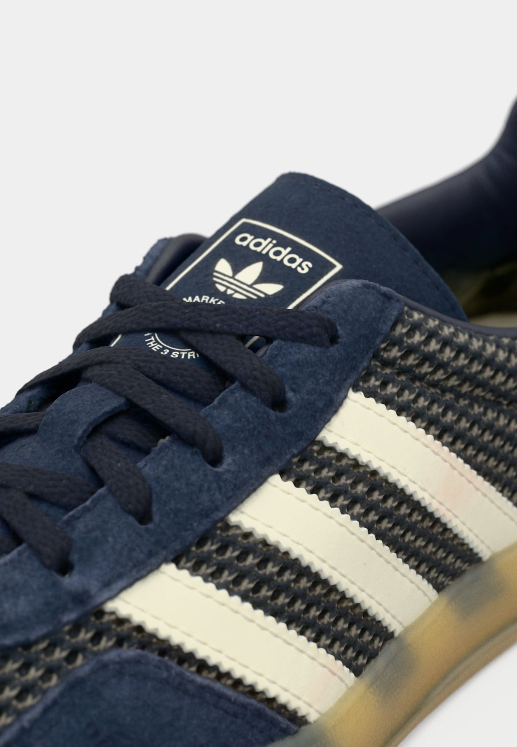 GAZELLE INDOOR - Trainers - legend ink/beige