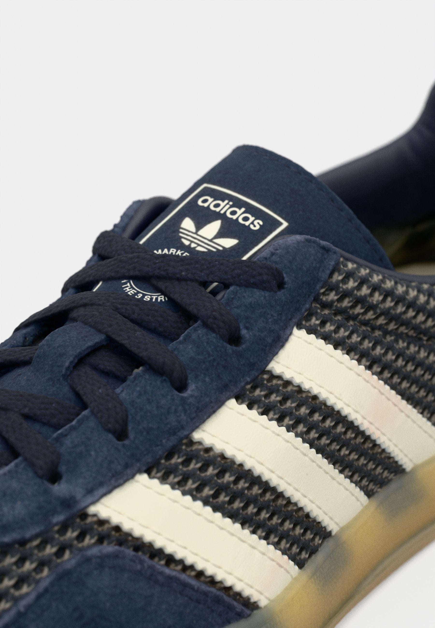 GAZELLE INDOOR - Trainers - legend ink/beige