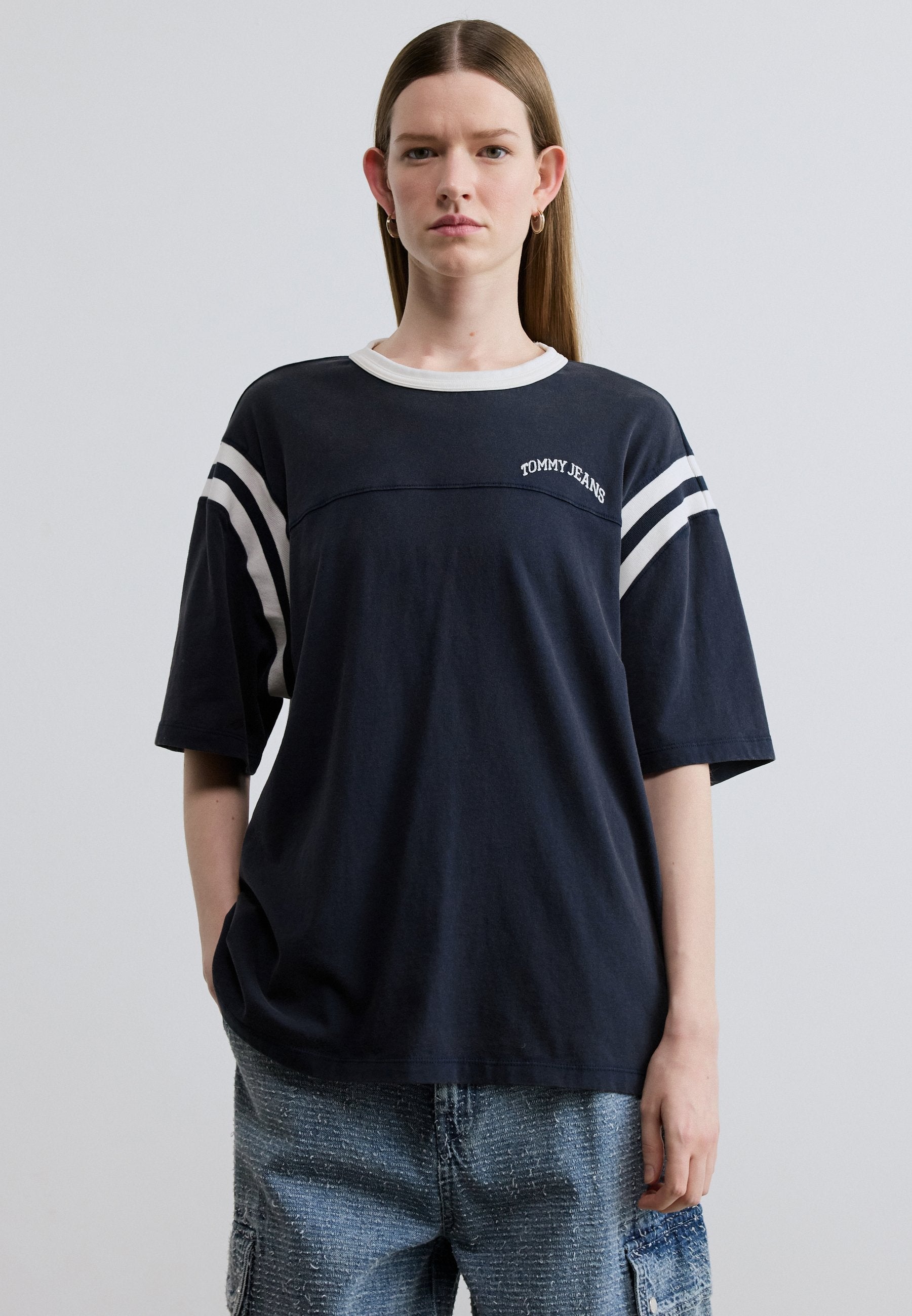 TEE-SHIRT RAS-DU-COU OVERSIZE À LOGO - Tee-shirt imprimé - bleu marine nuit