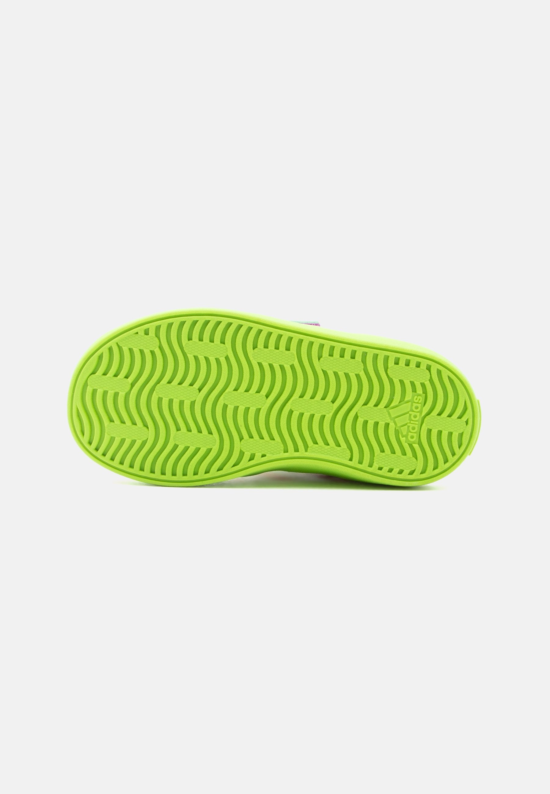 COURT BUZZ UNISEX - Road running shoes - footwear white/semi solar green