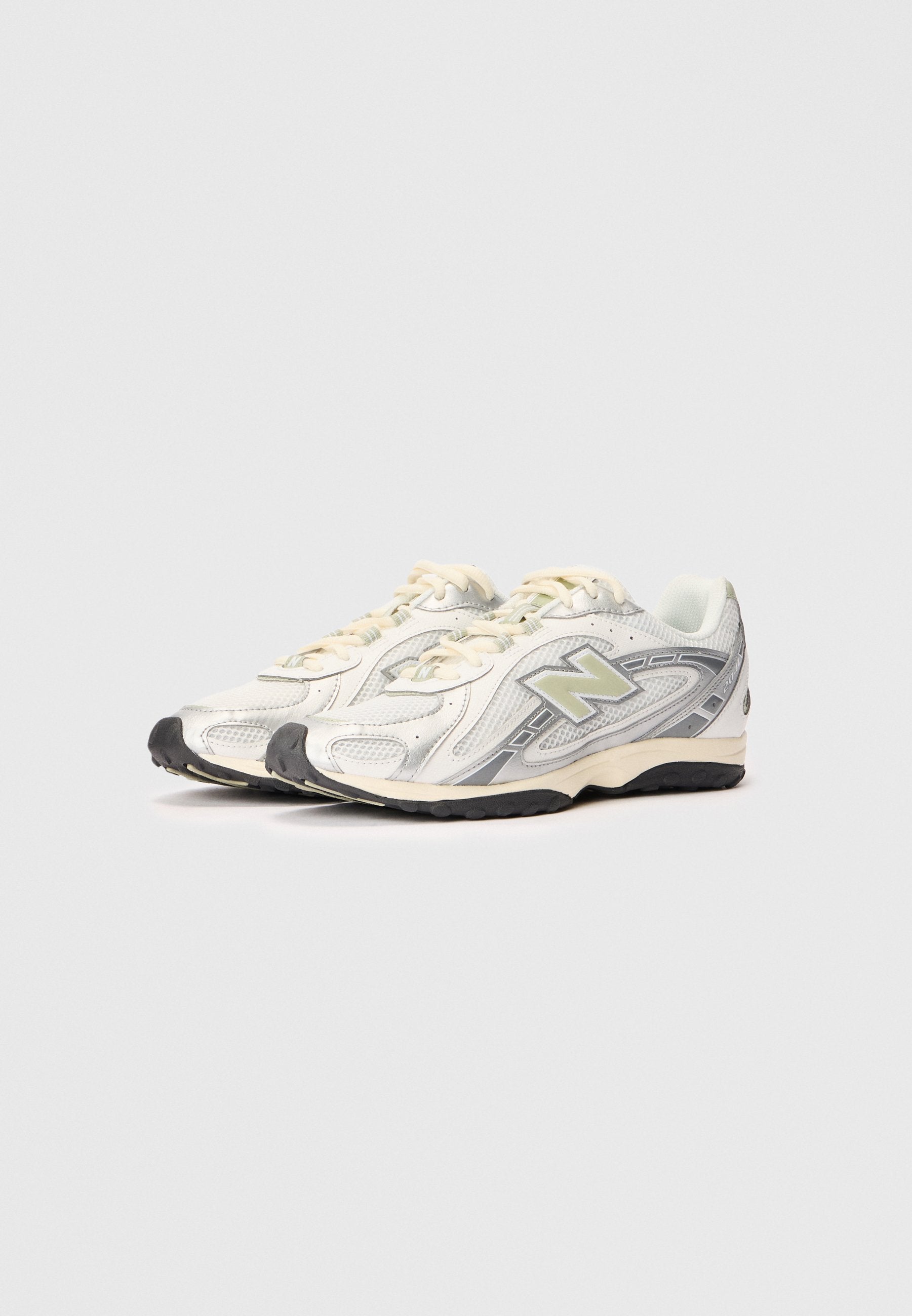 204L UNISEX - Trainers - silver-coloured