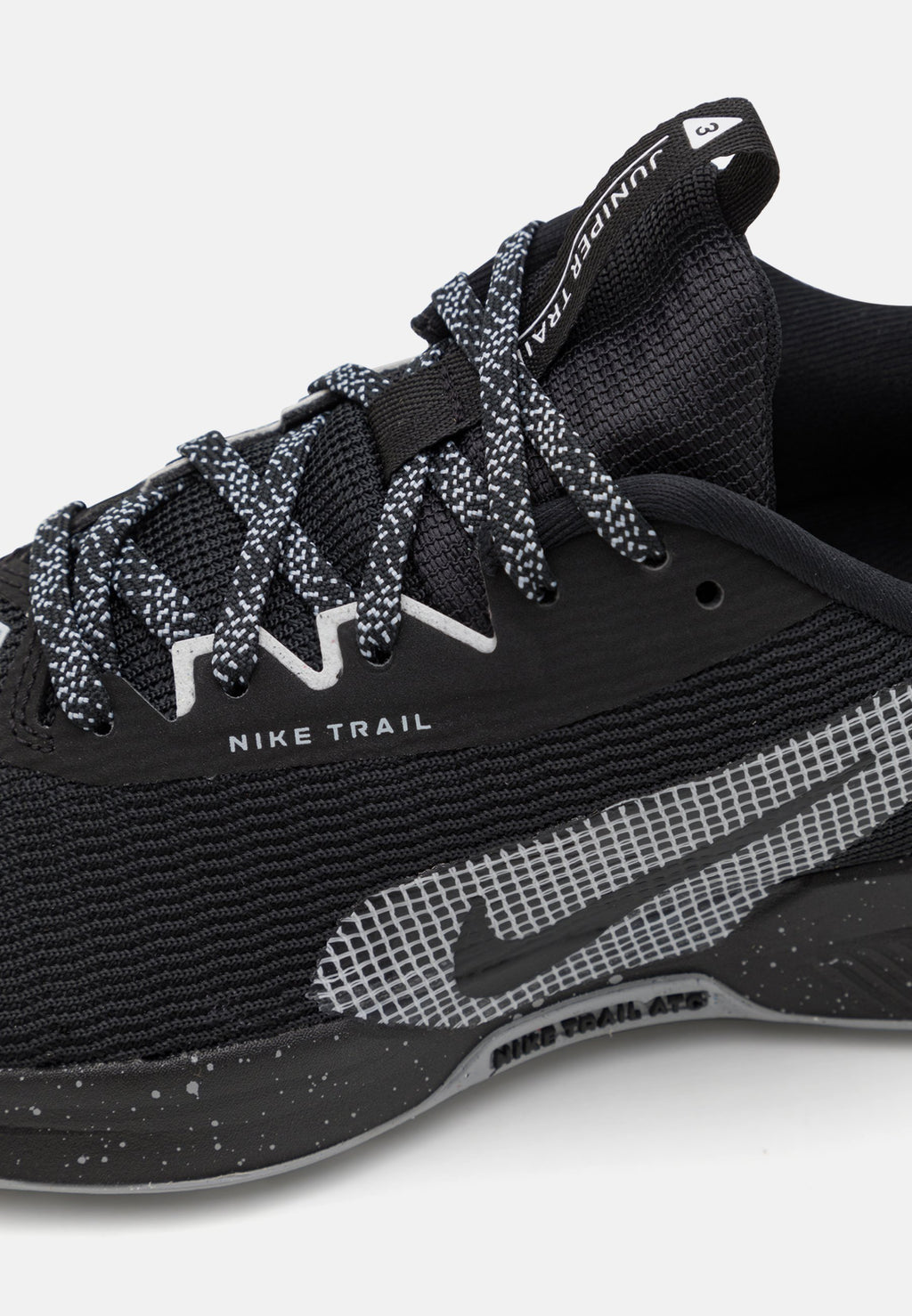 JUNIPER 3 - Trail running shoes - black/wolf grey/photon dust
