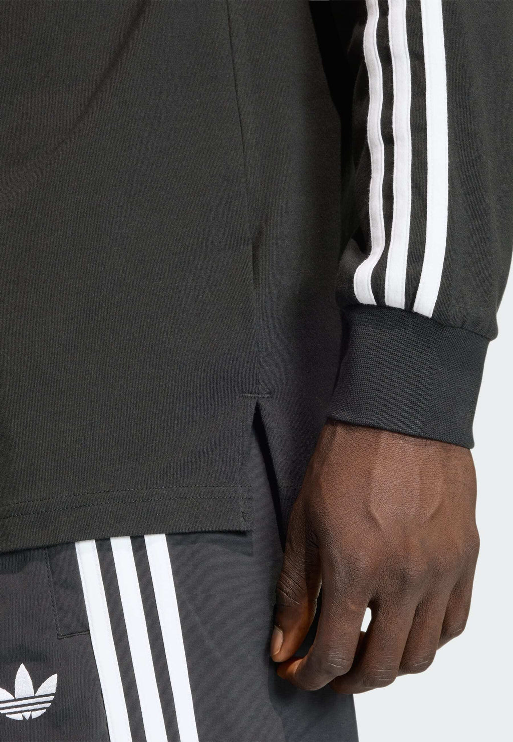 Sweatshirt - black